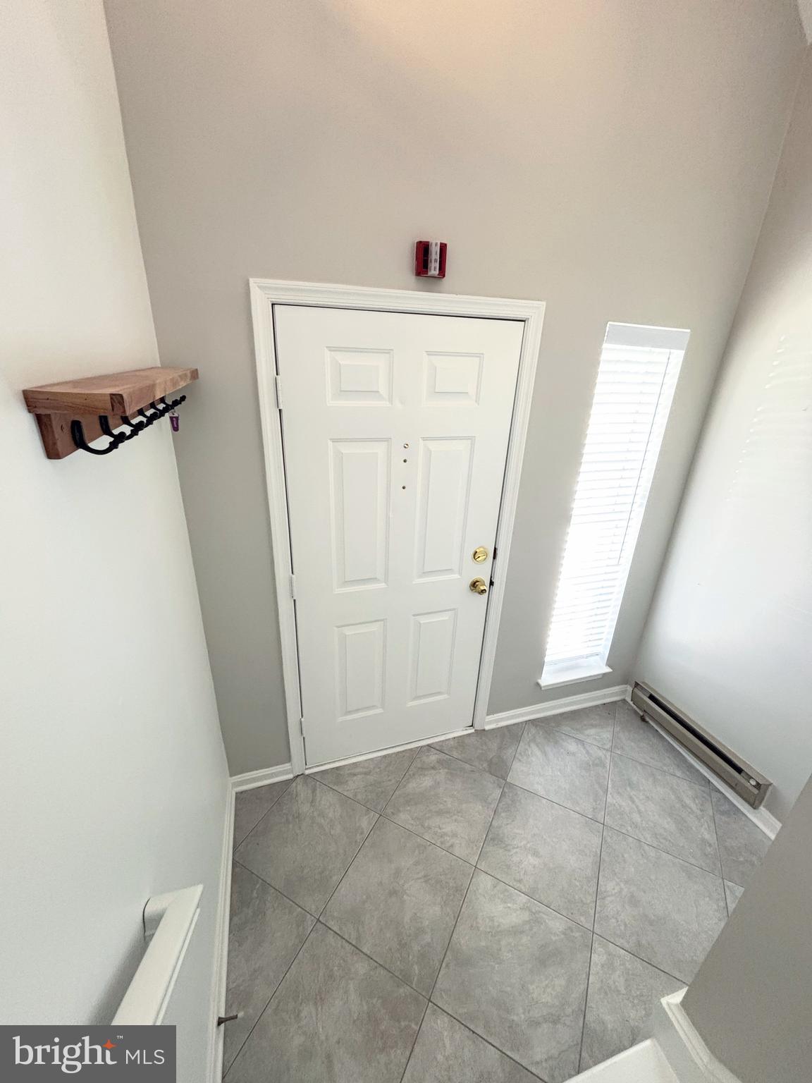 LAKESIDE AT SOUTH RIDING - Residential Lease