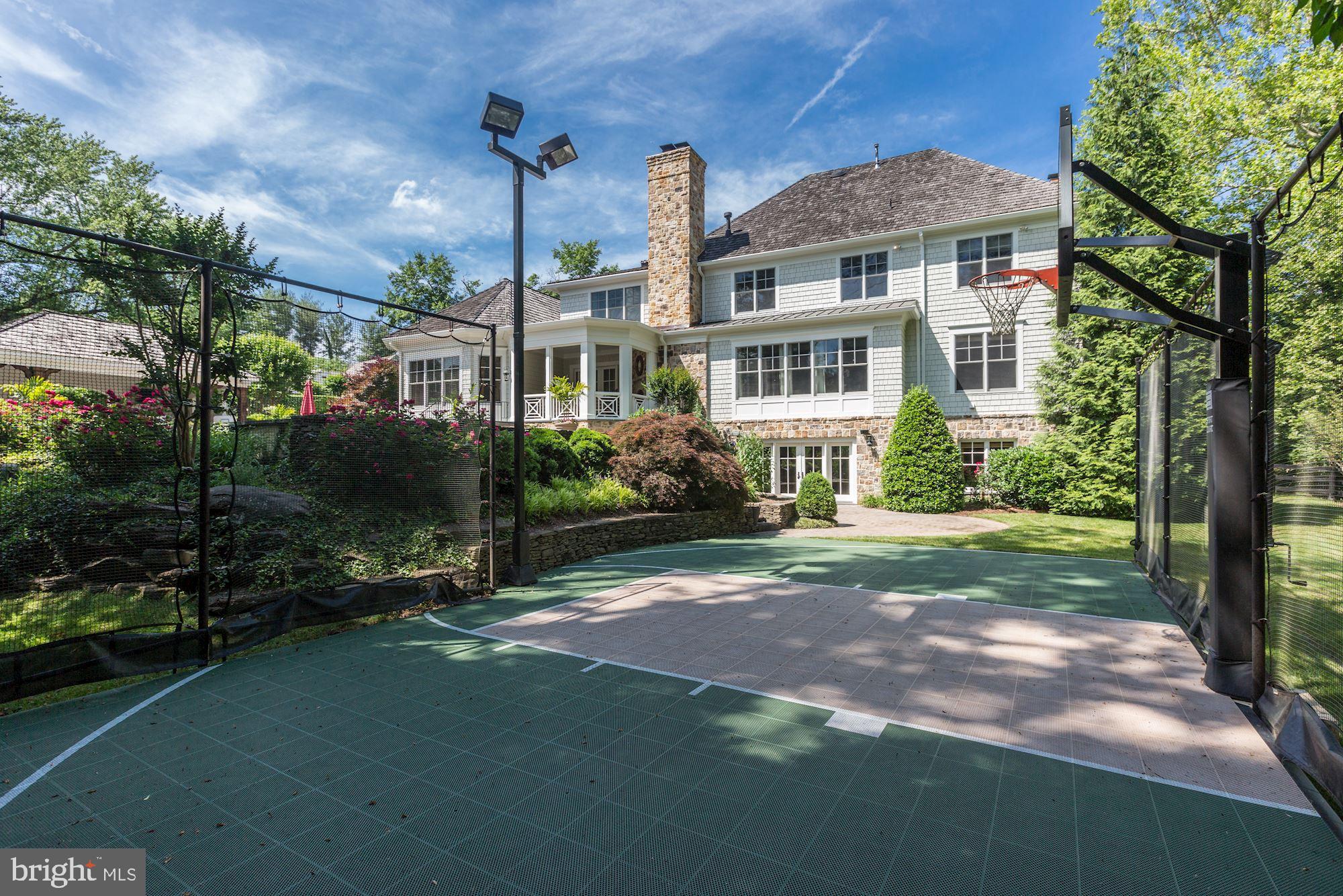 SPRING HILL FARM - Residential