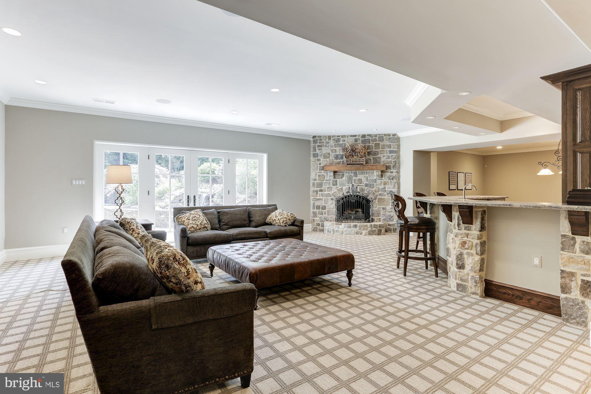 SPRING HILL FARM - Residential