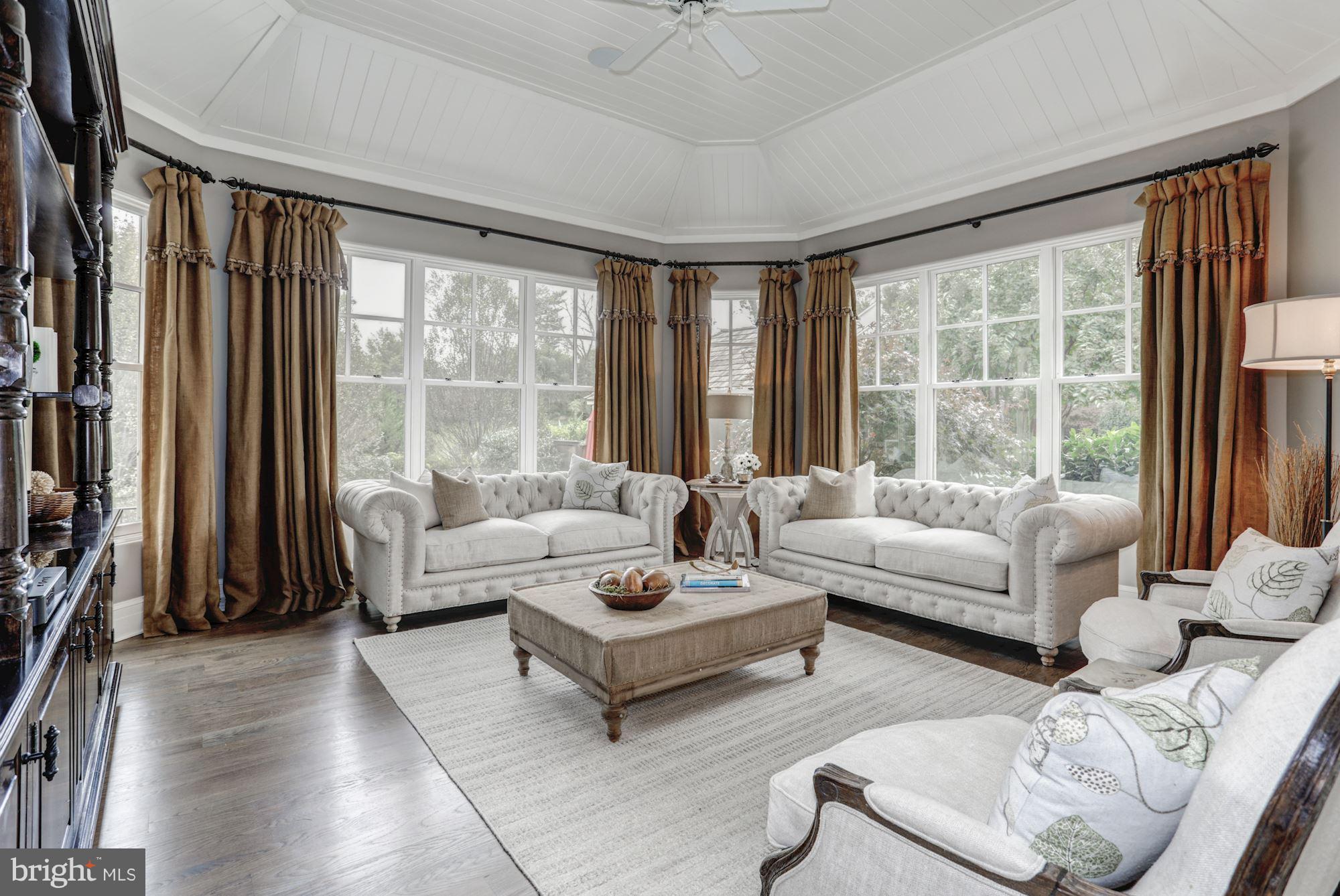 SPRING HILL FARM - Residential