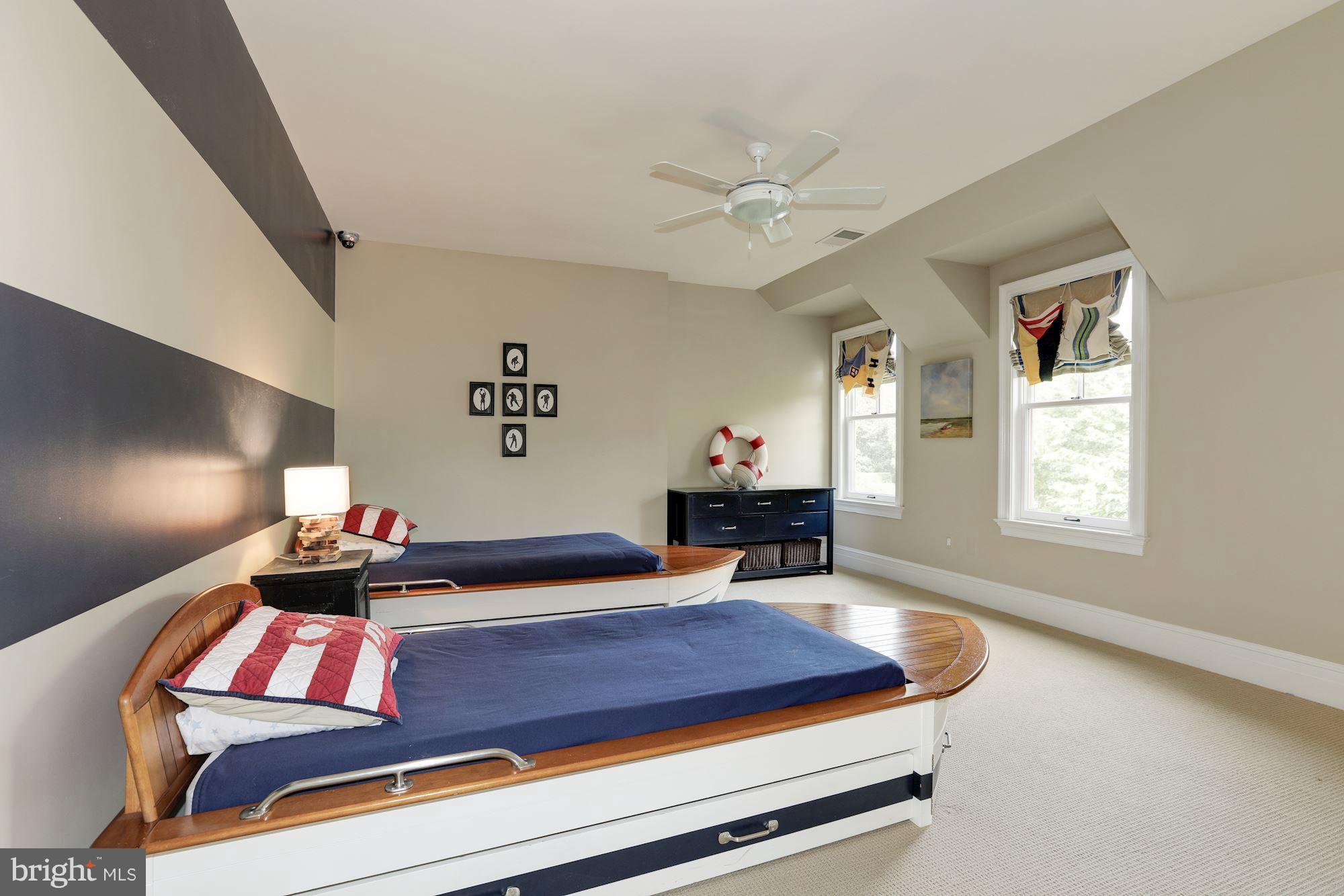 SPRING HILL FARM - Residential