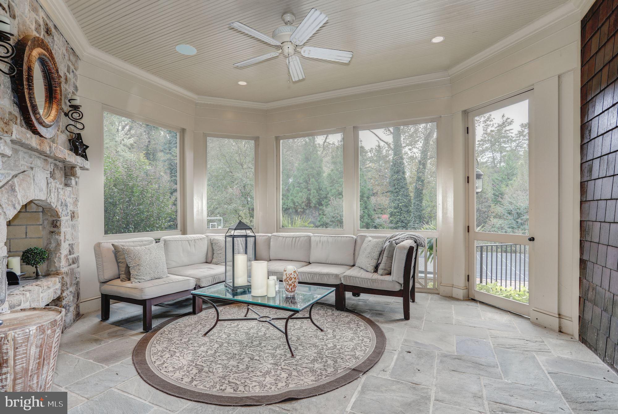 SPRING HILL FARM - Residential