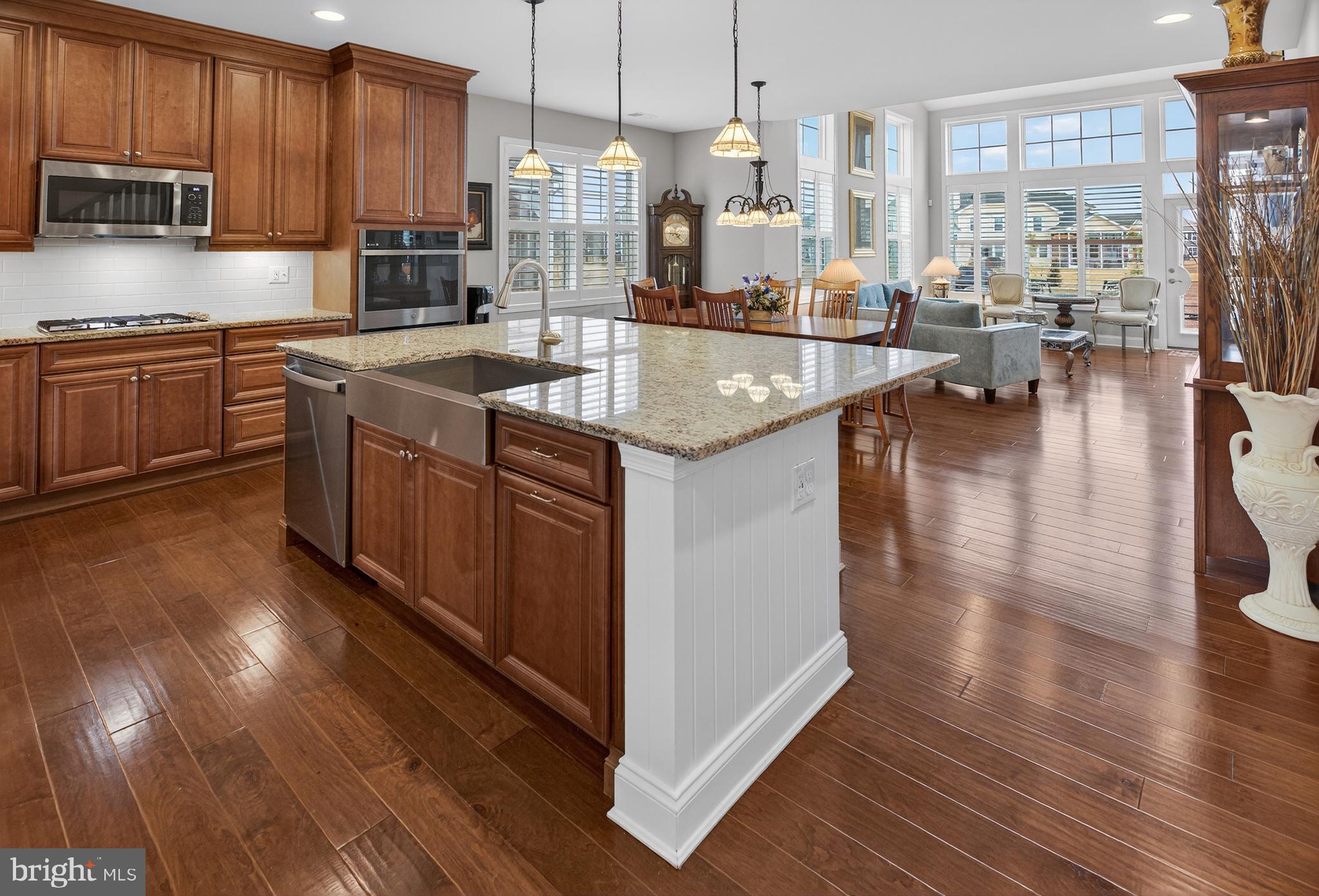 PENINSULA LAKES - Residential