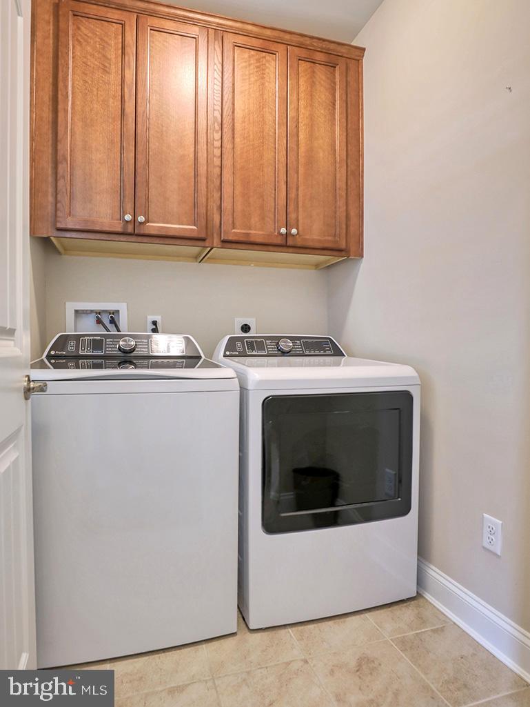 PENINSULA LAKES - Residential