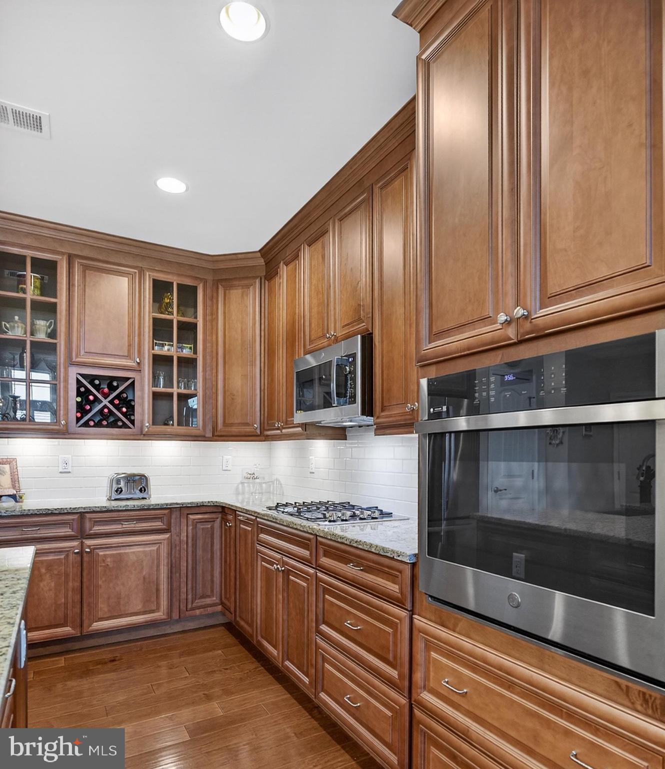 PENINSULA LAKES - Residential