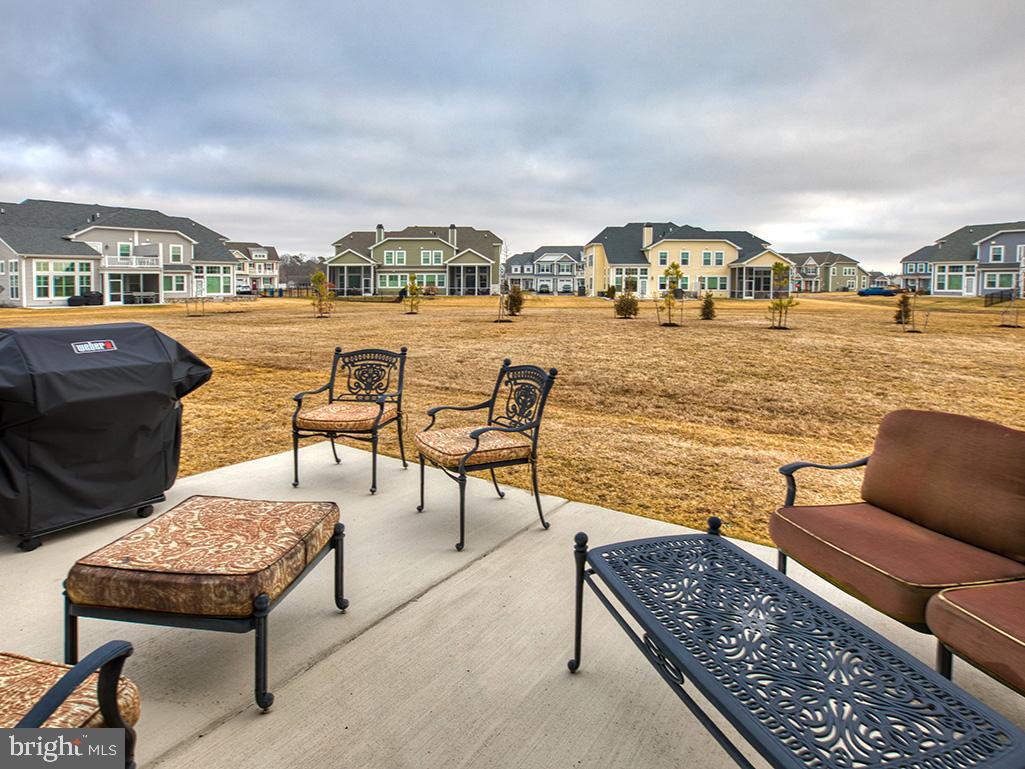 PENINSULA LAKES - Residential