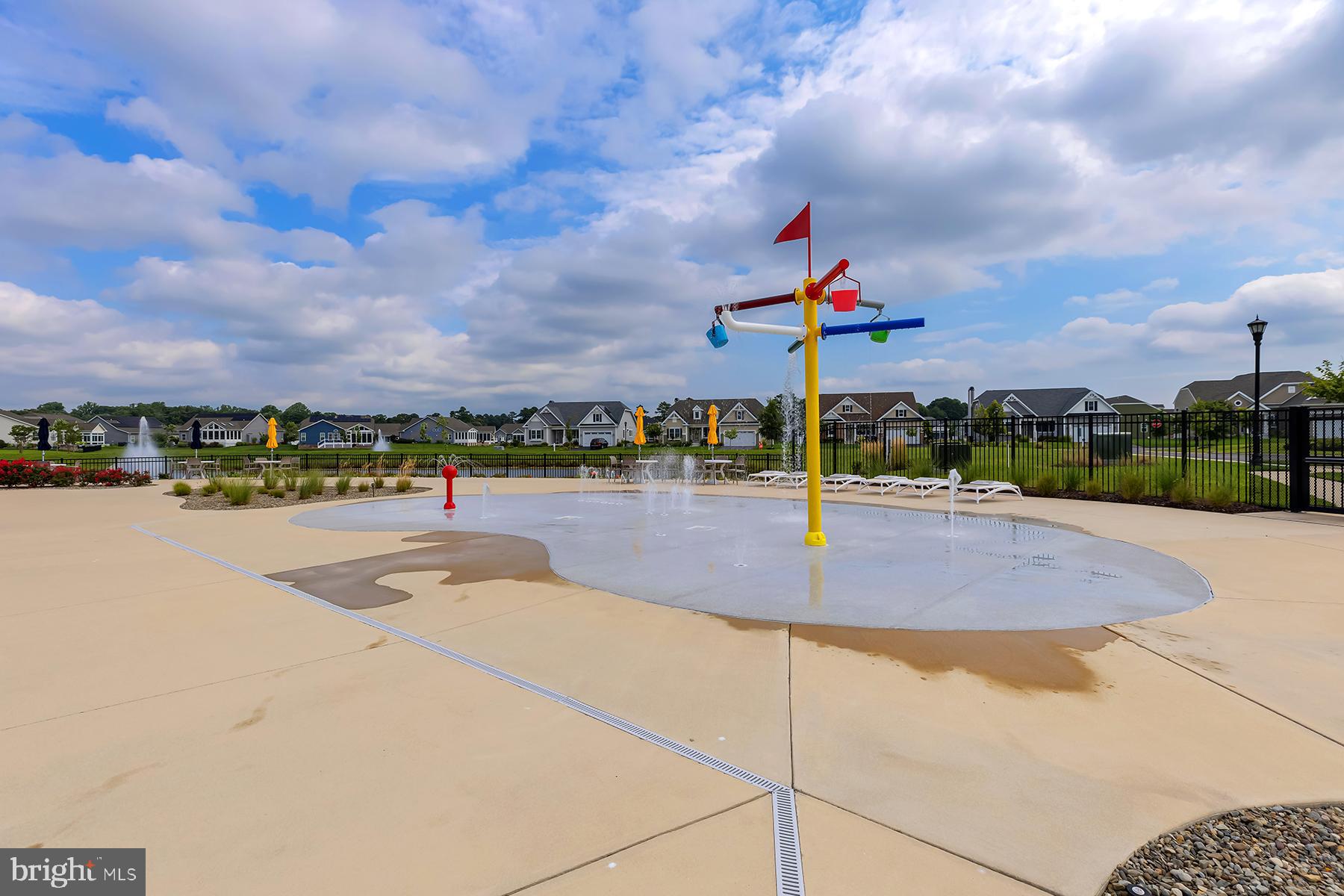 PENINSULA LAKES - Residential