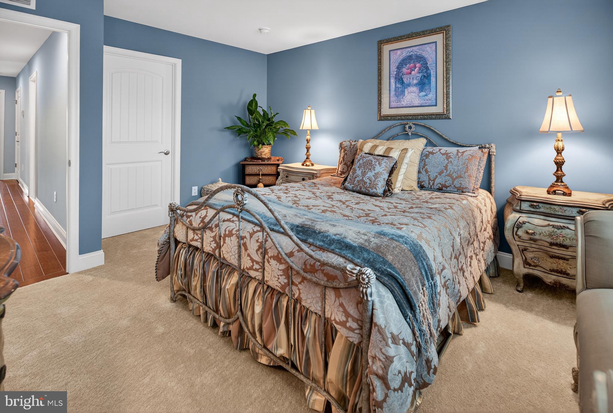 PENINSULA LAKES - Residential