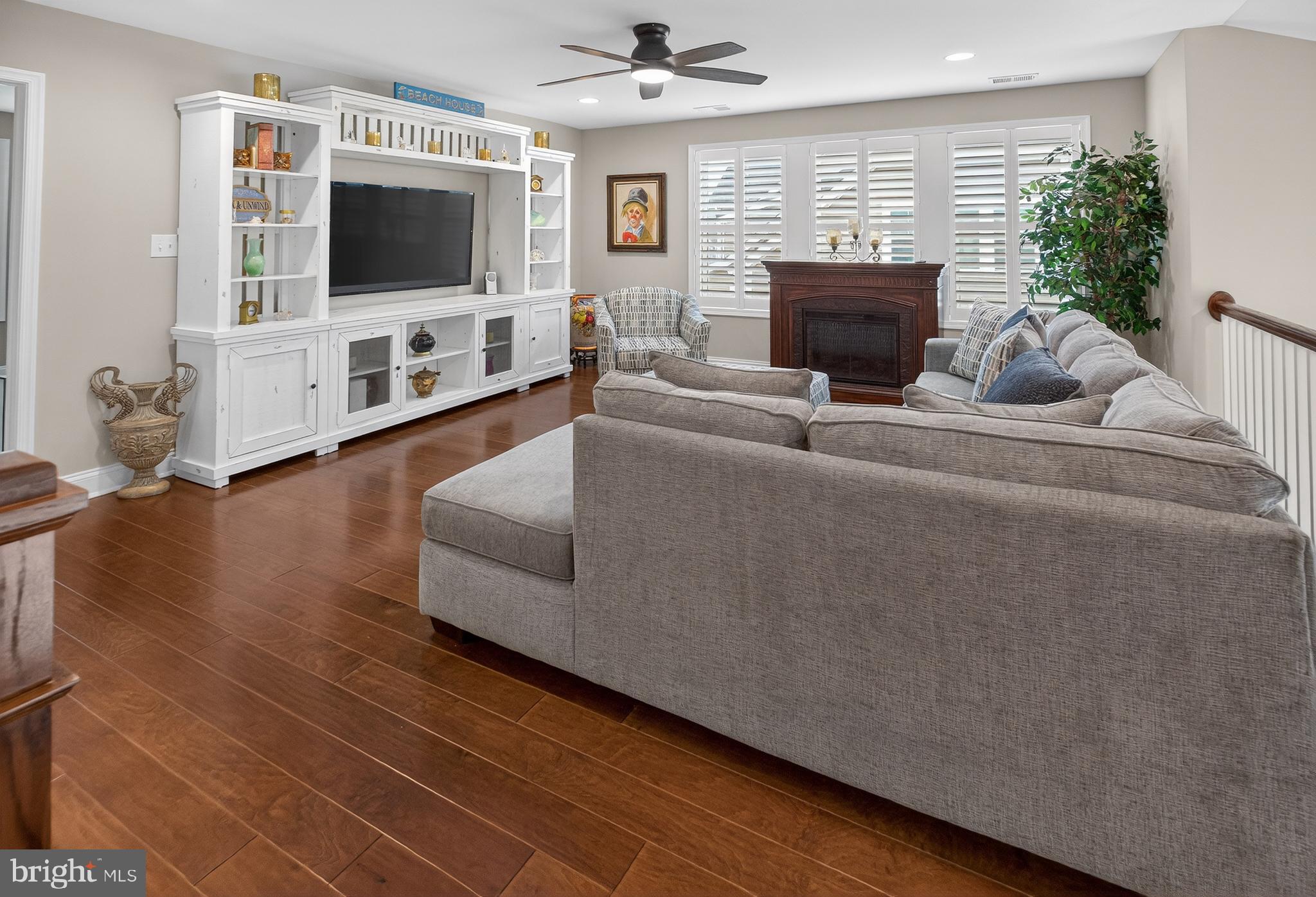 PENINSULA LAKES - Residential