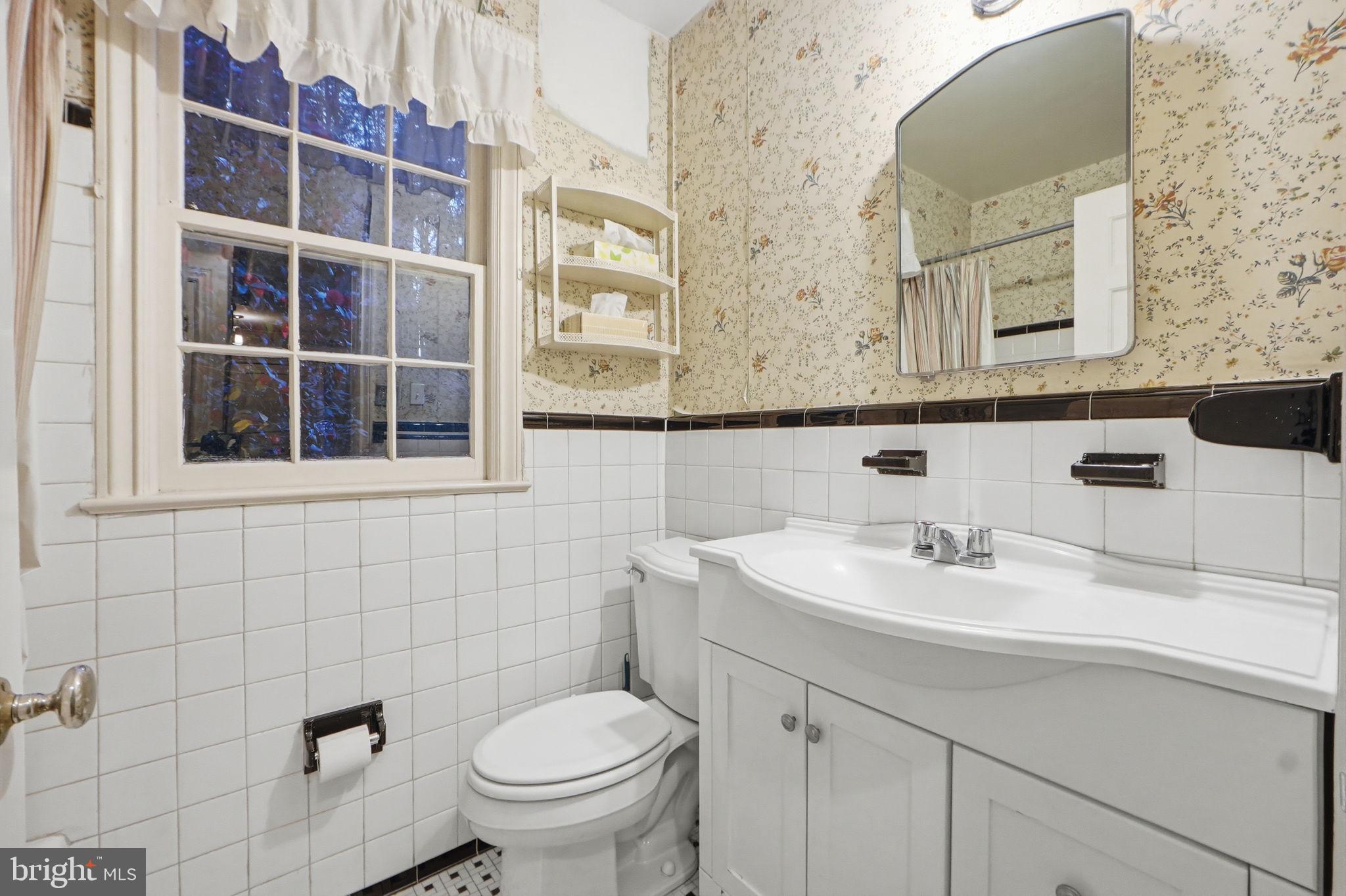 WESTMORELAND HILLS - Residential