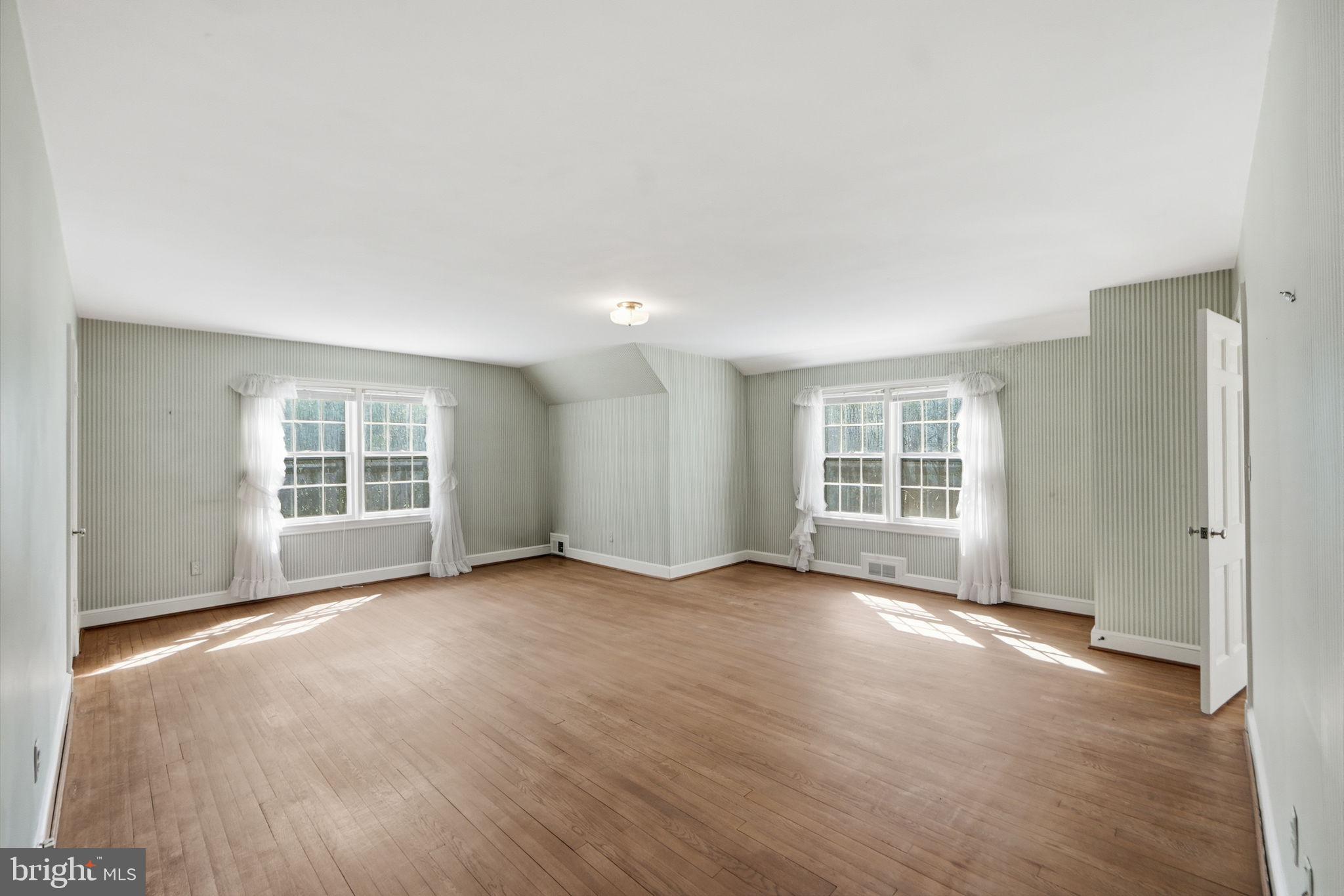 WESTMORELAND HILLS - Residential