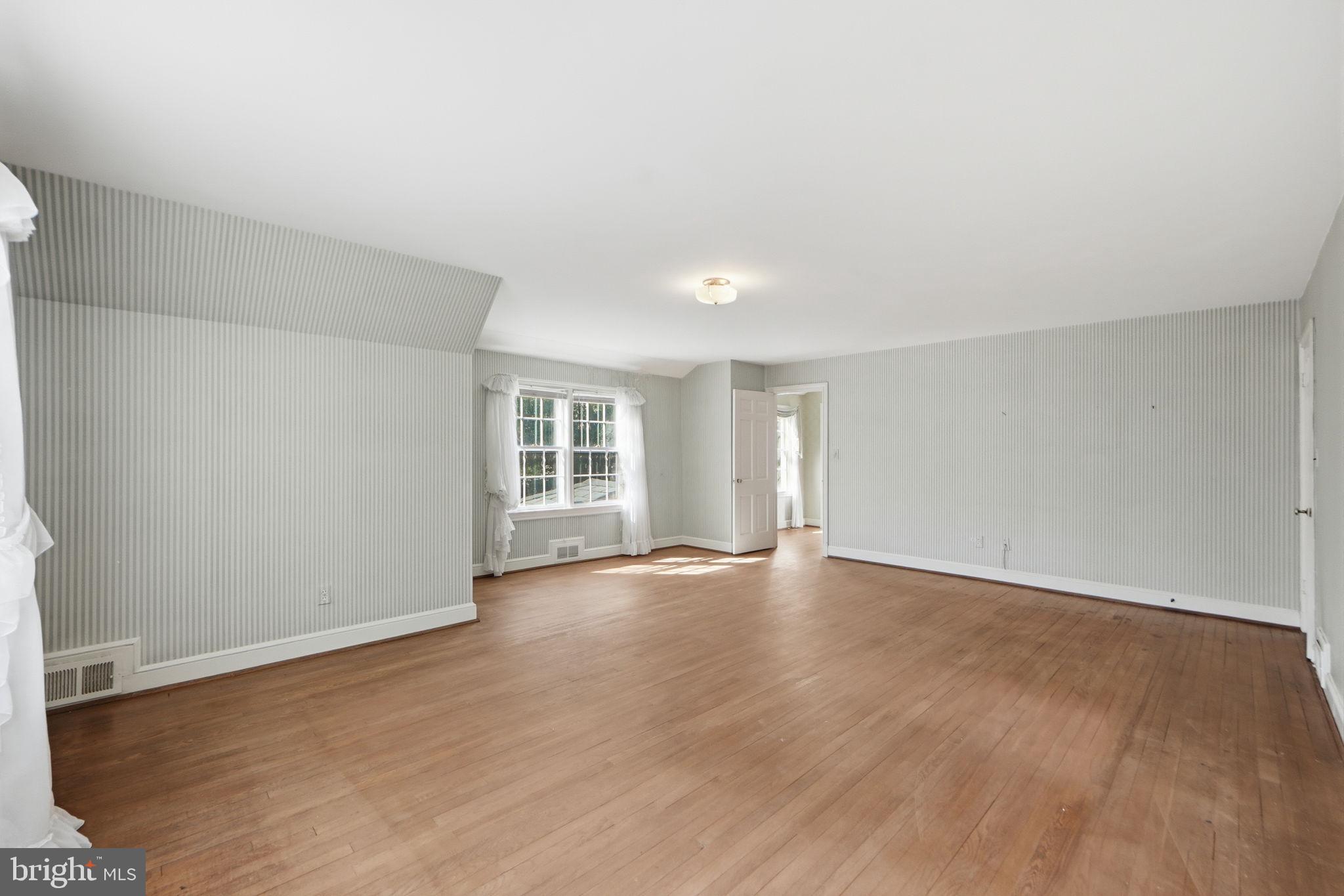 WESTMORELAND HILLS - Residential