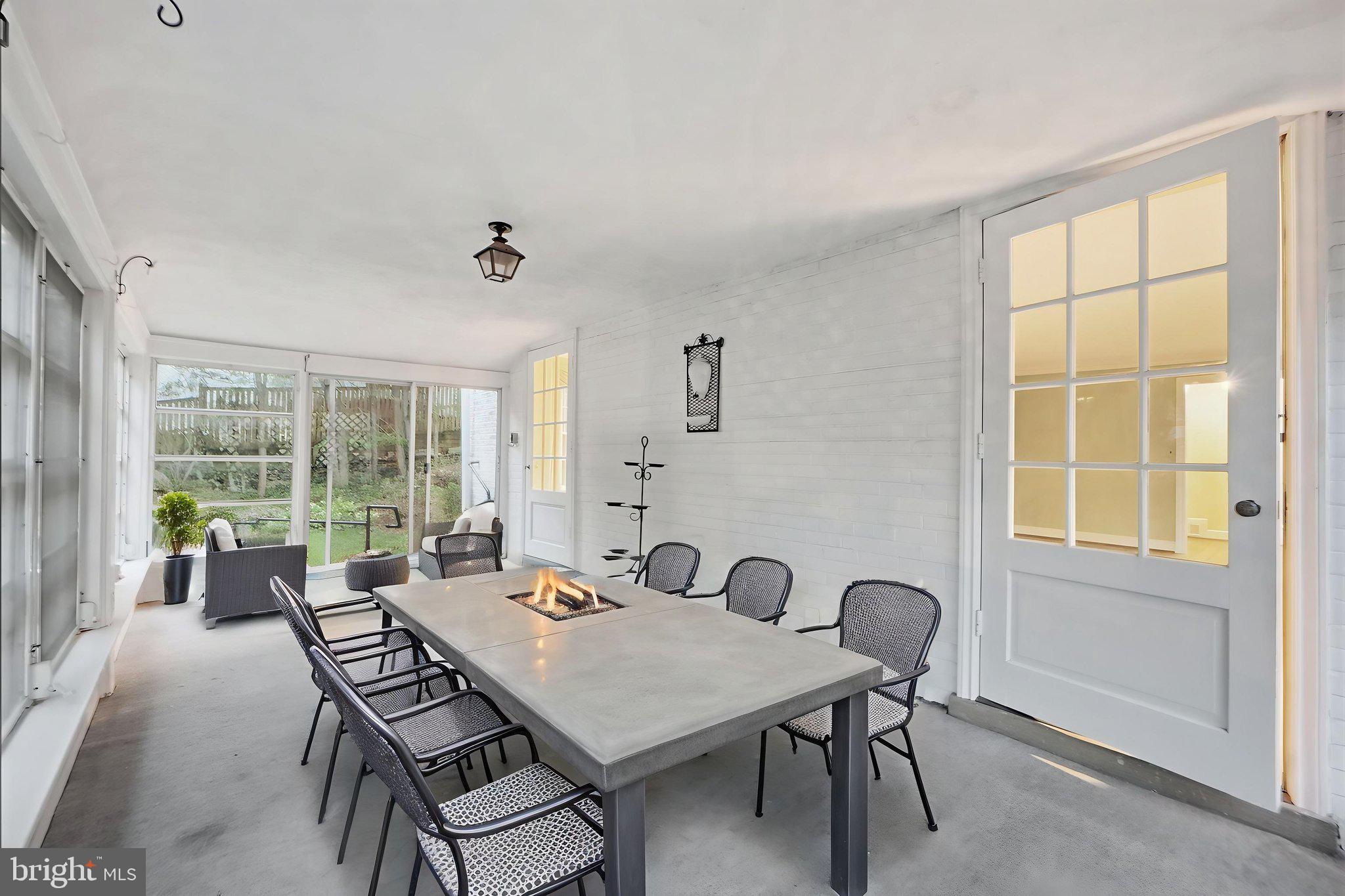 WESTMORELAND HILLS - Residential