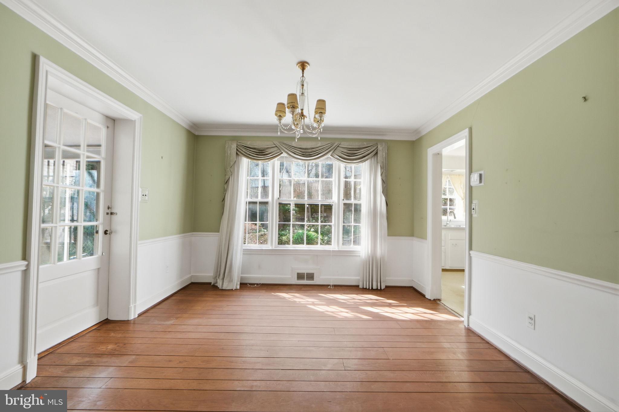 WESTMORELAND HILLS - Residential