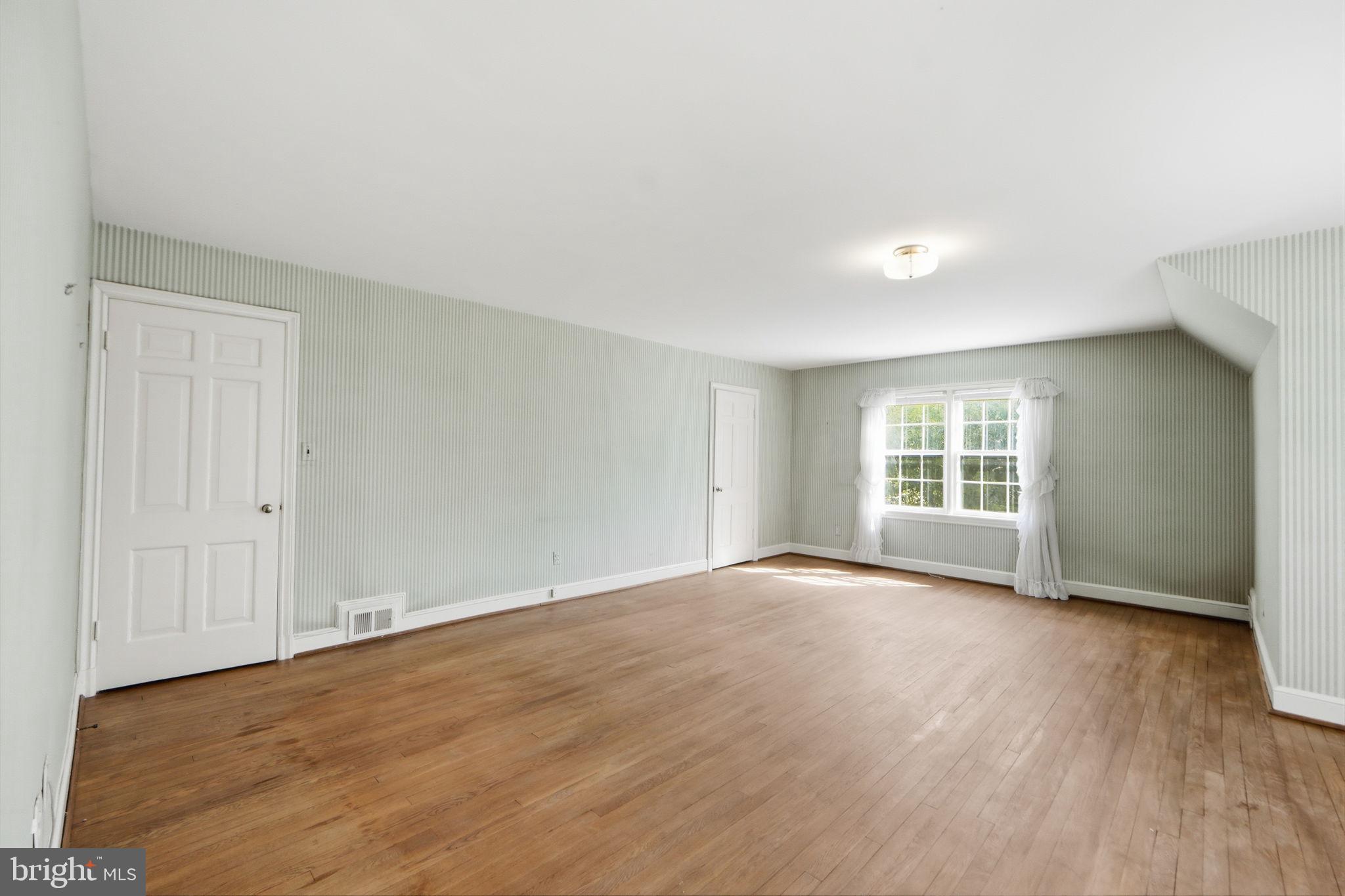 WESTMORELAND HILLS - Residential