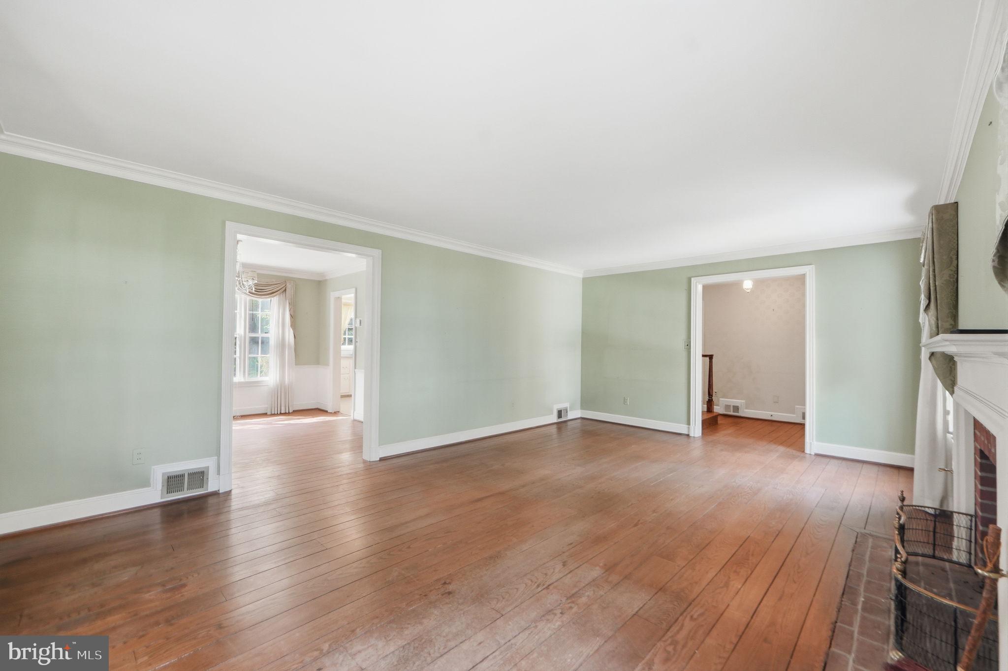 WESTMORELAND HILLS - Residential