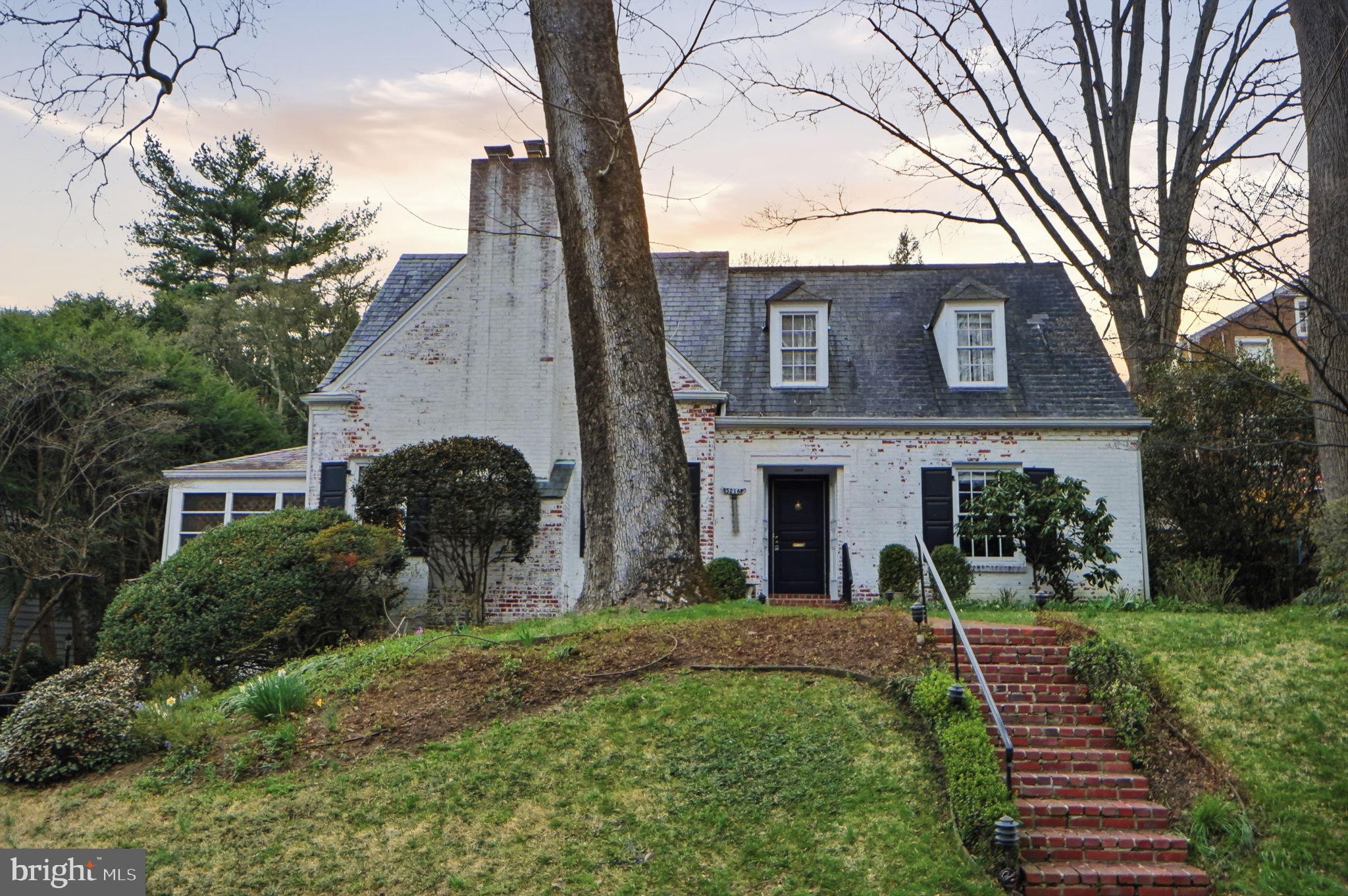 WESTMORELAND HILLS - Residential