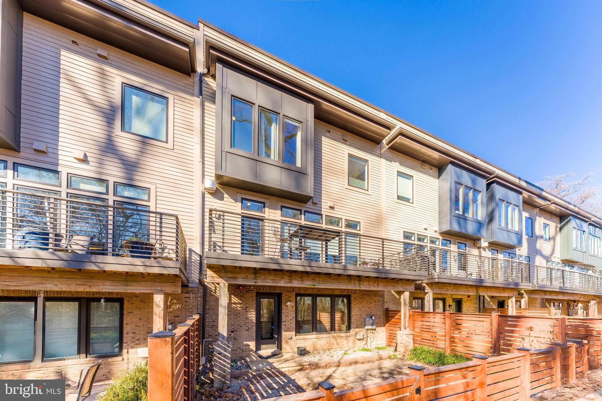 GROSVENOR HEIGHTS - Residential