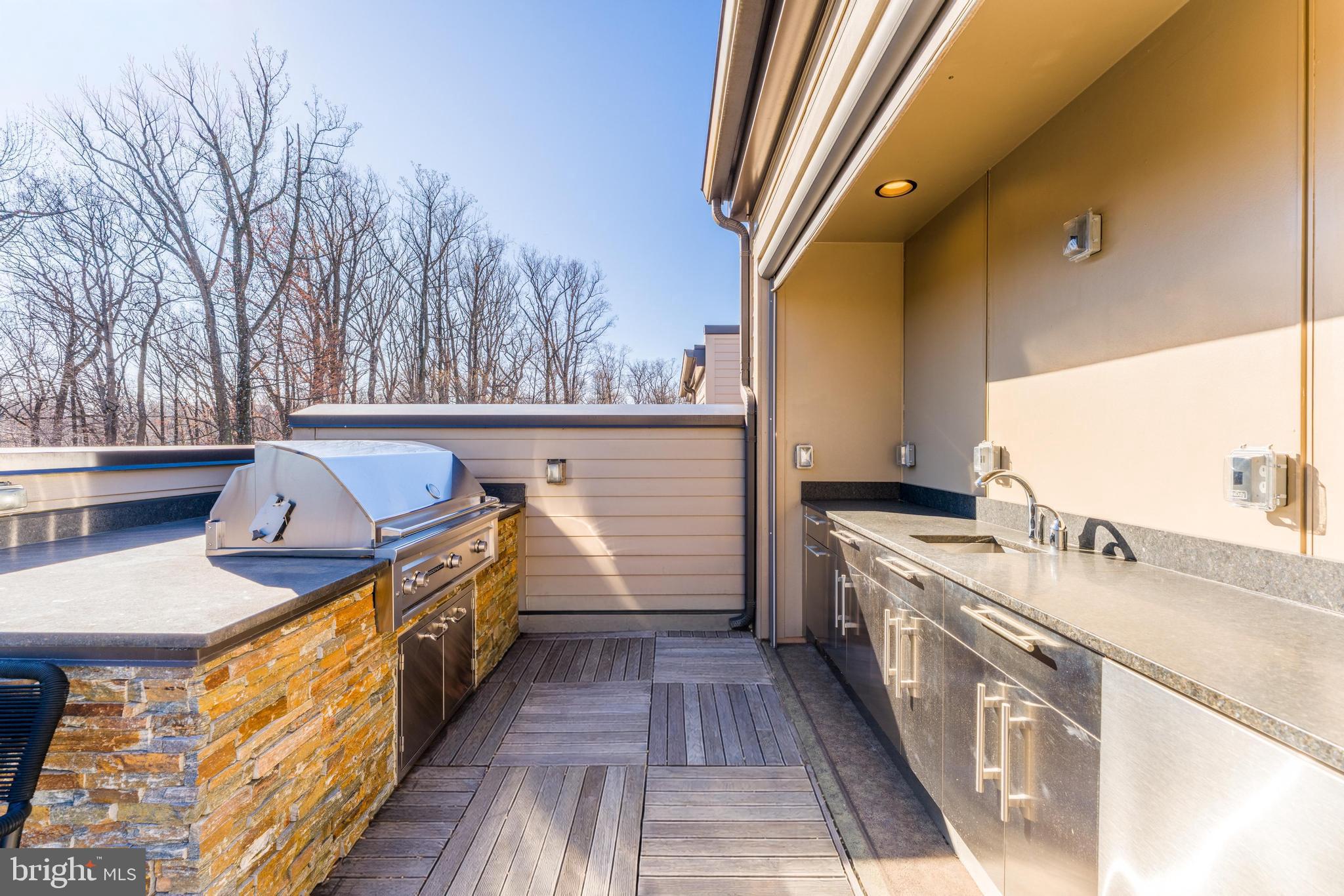 GROSVENOR HEIGHTS - Residential