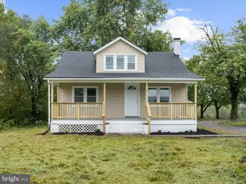 MLS: MDFR2082610