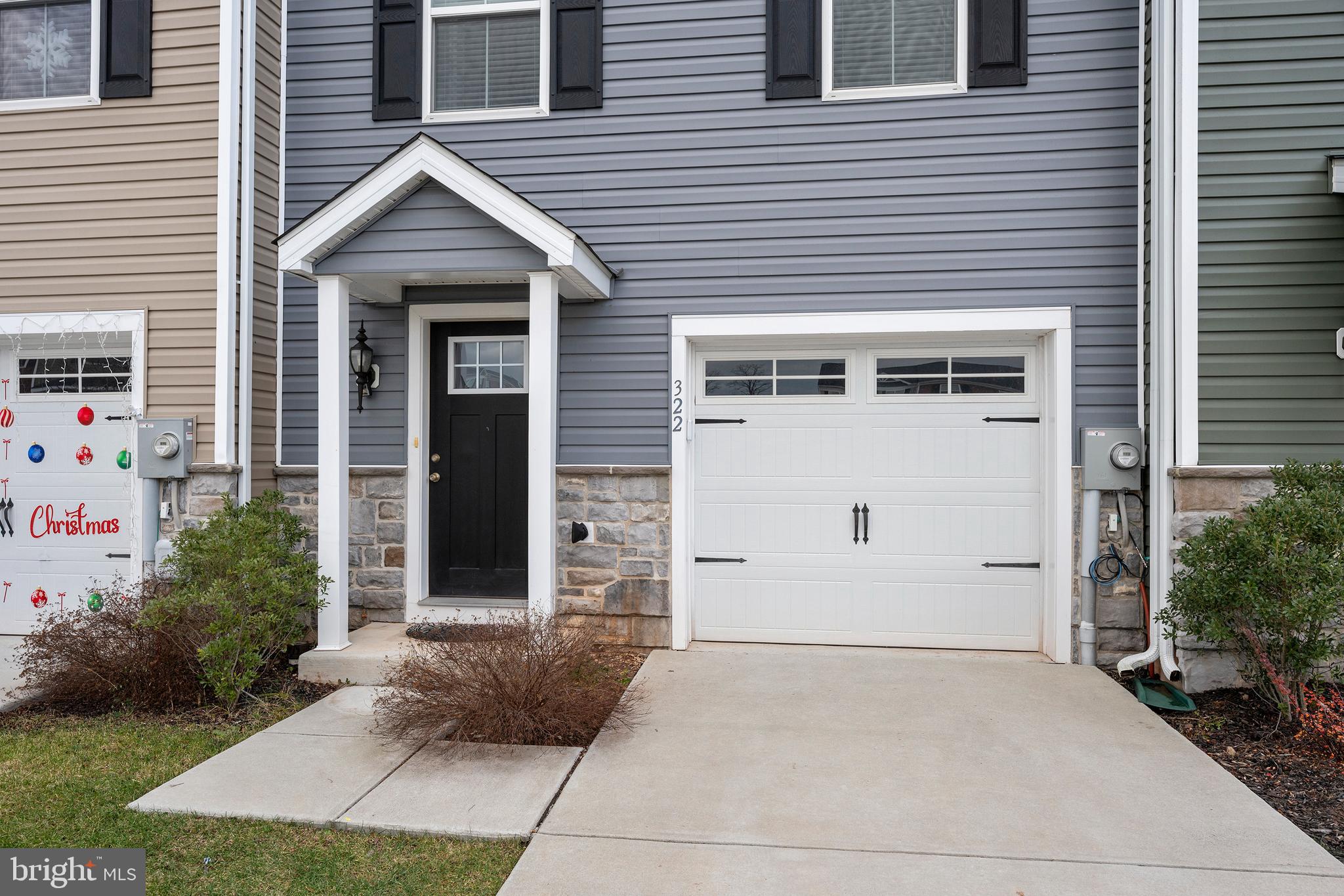 MEADE'S CROSSING - Residential