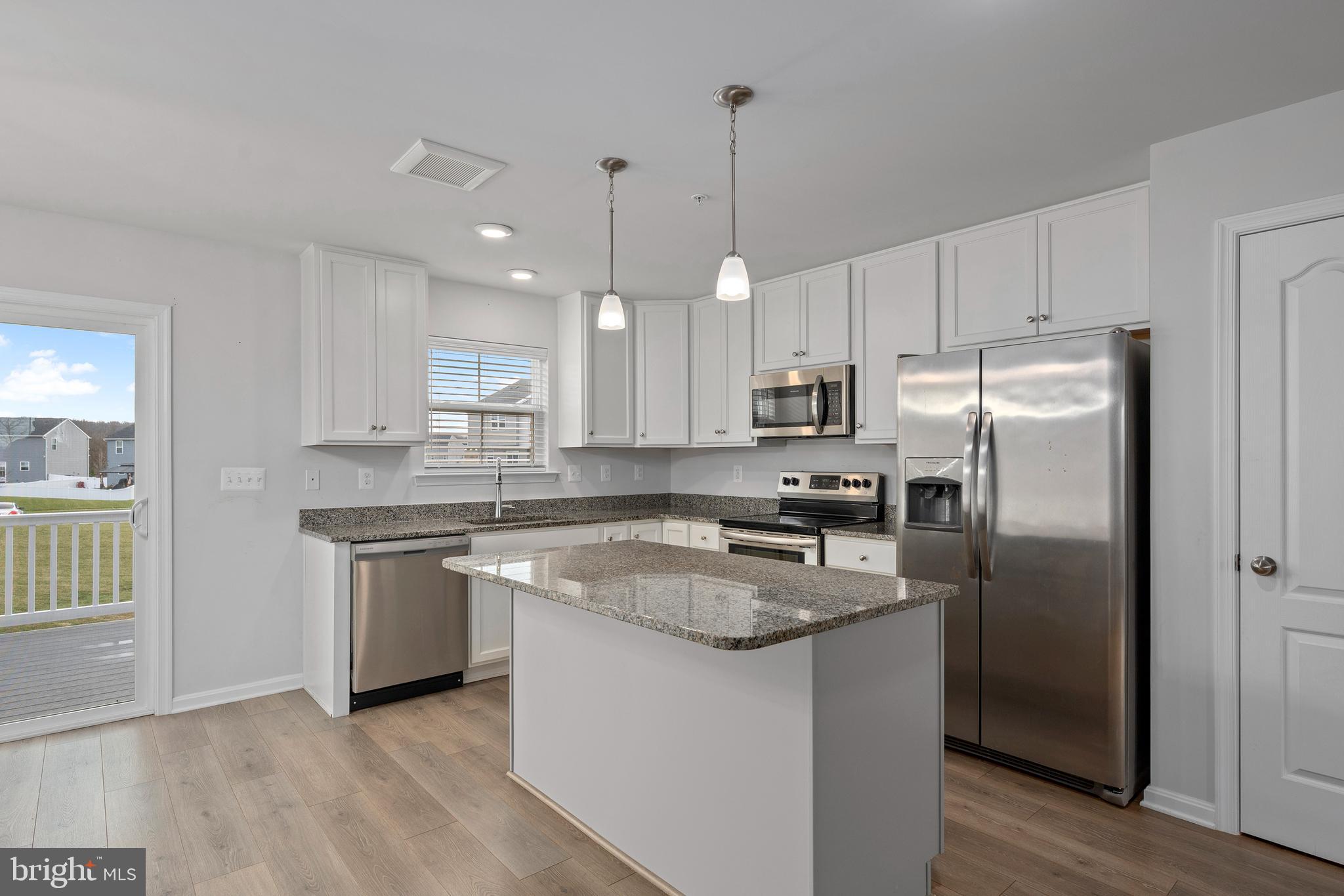 MEADE'S CROSSING - Residential