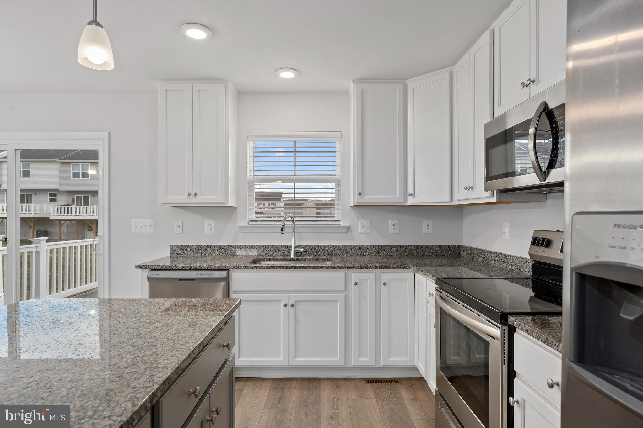 MEADE'S CROSSING - Residential