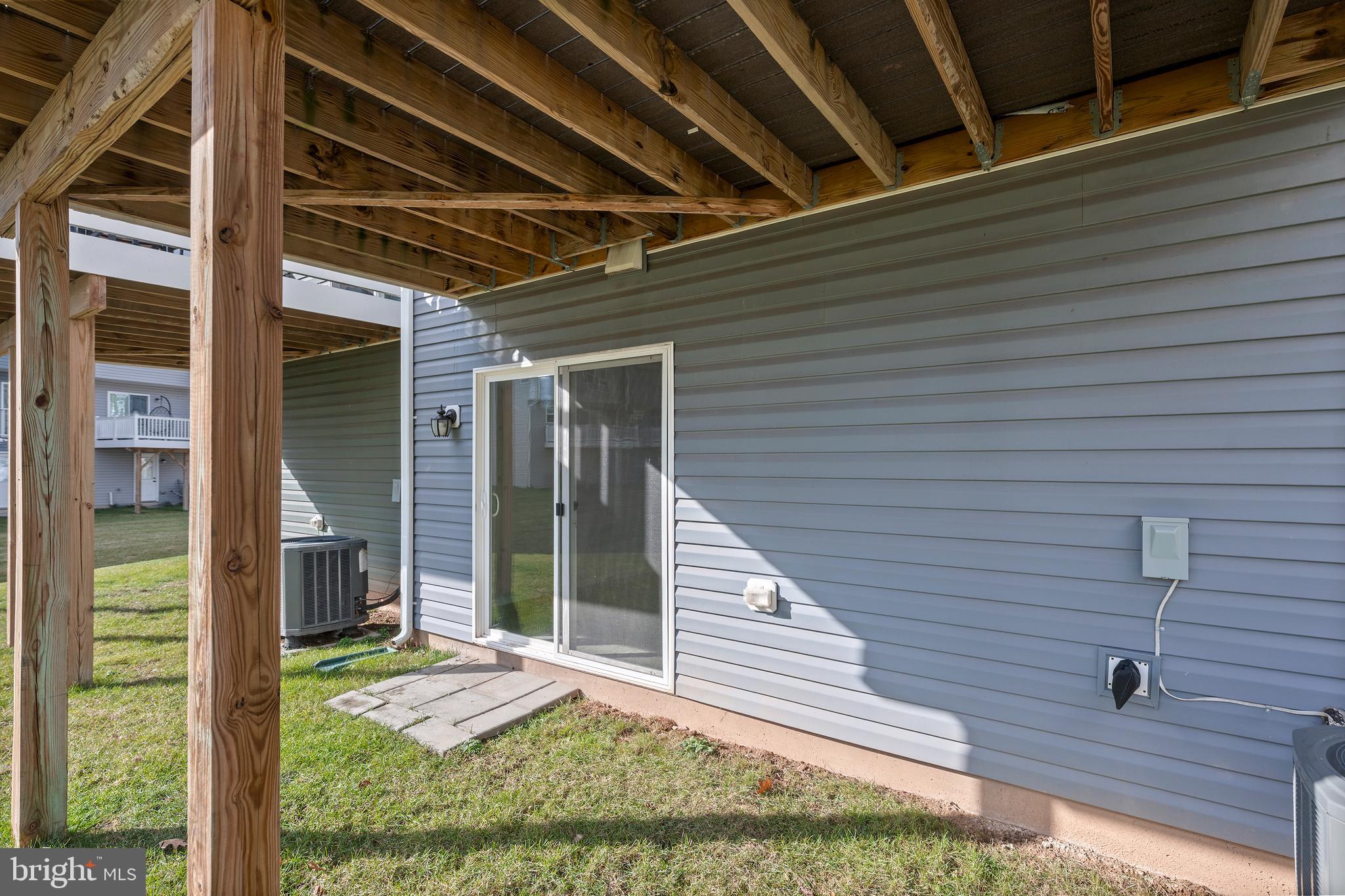 MEADE'S CROSSING - Residential