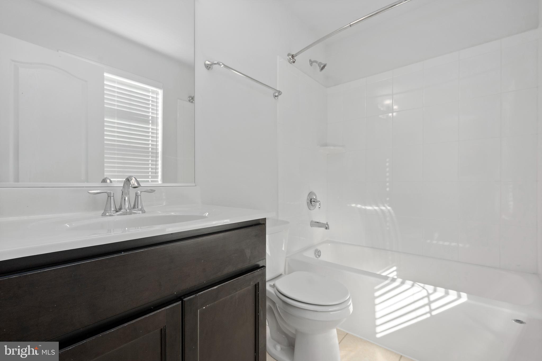 MEADE'S CROSSING - Residential