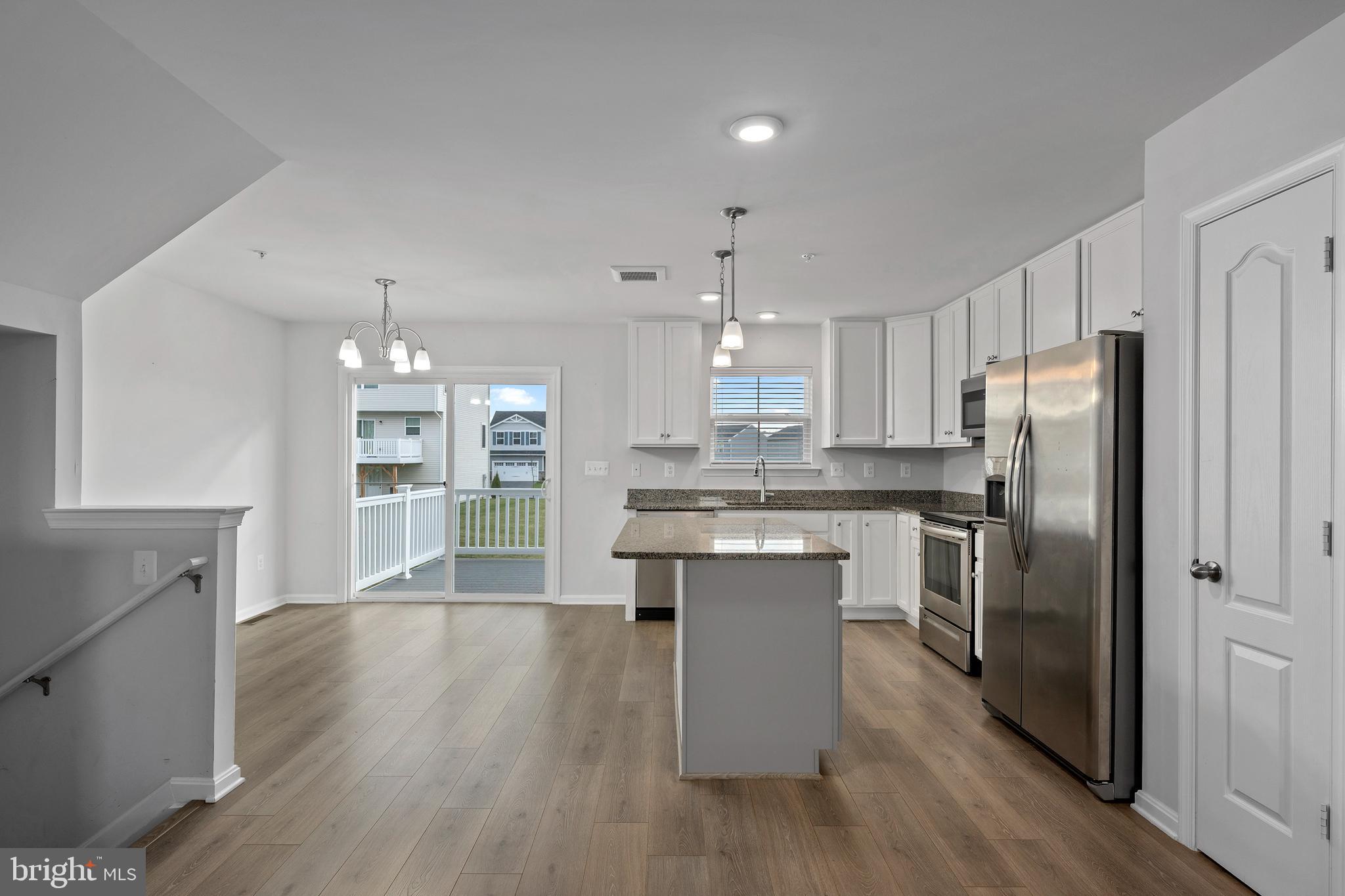 MEADE'S CROSSING - Residential