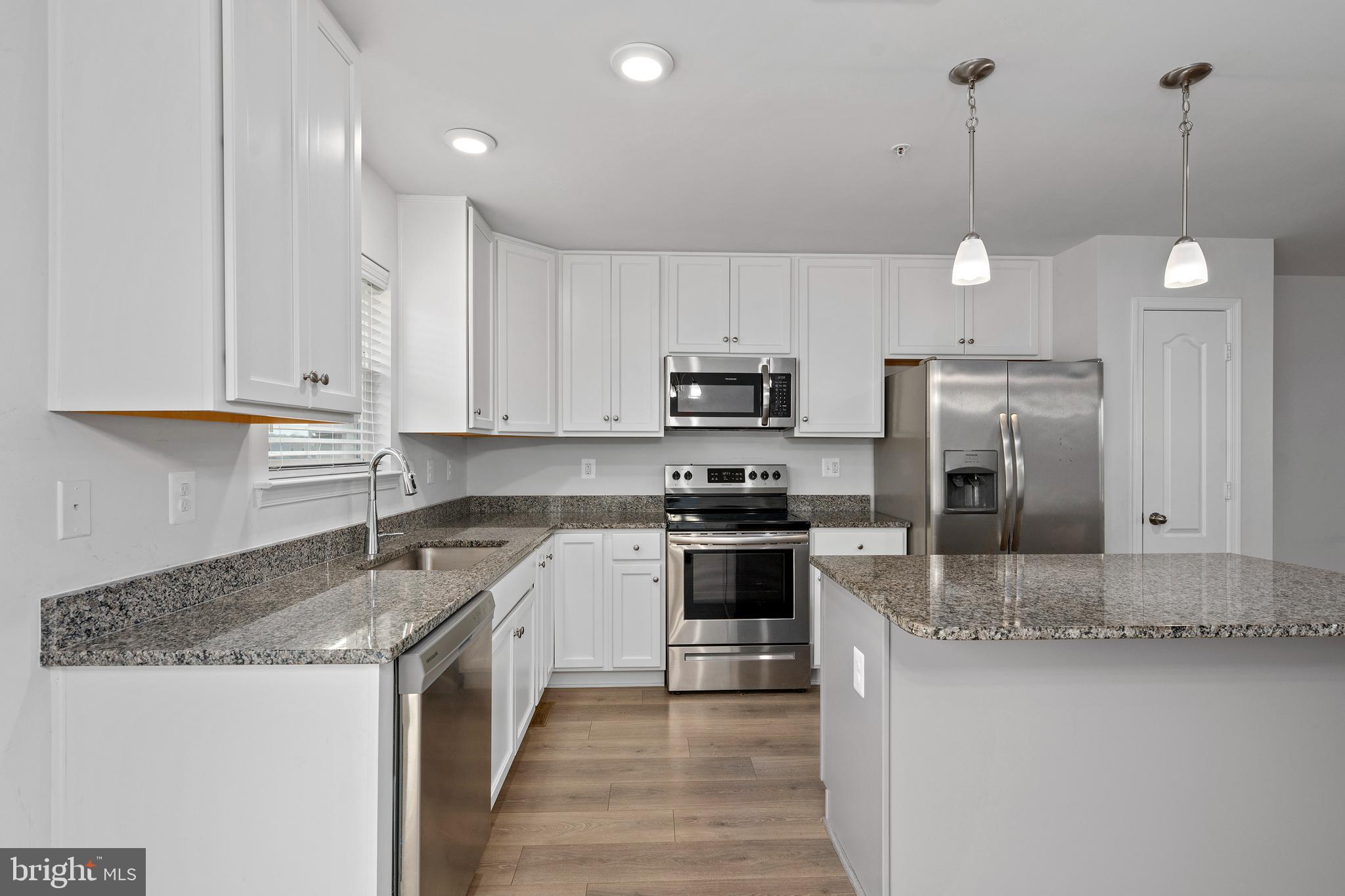 MEADE'S CROSSING - Residential