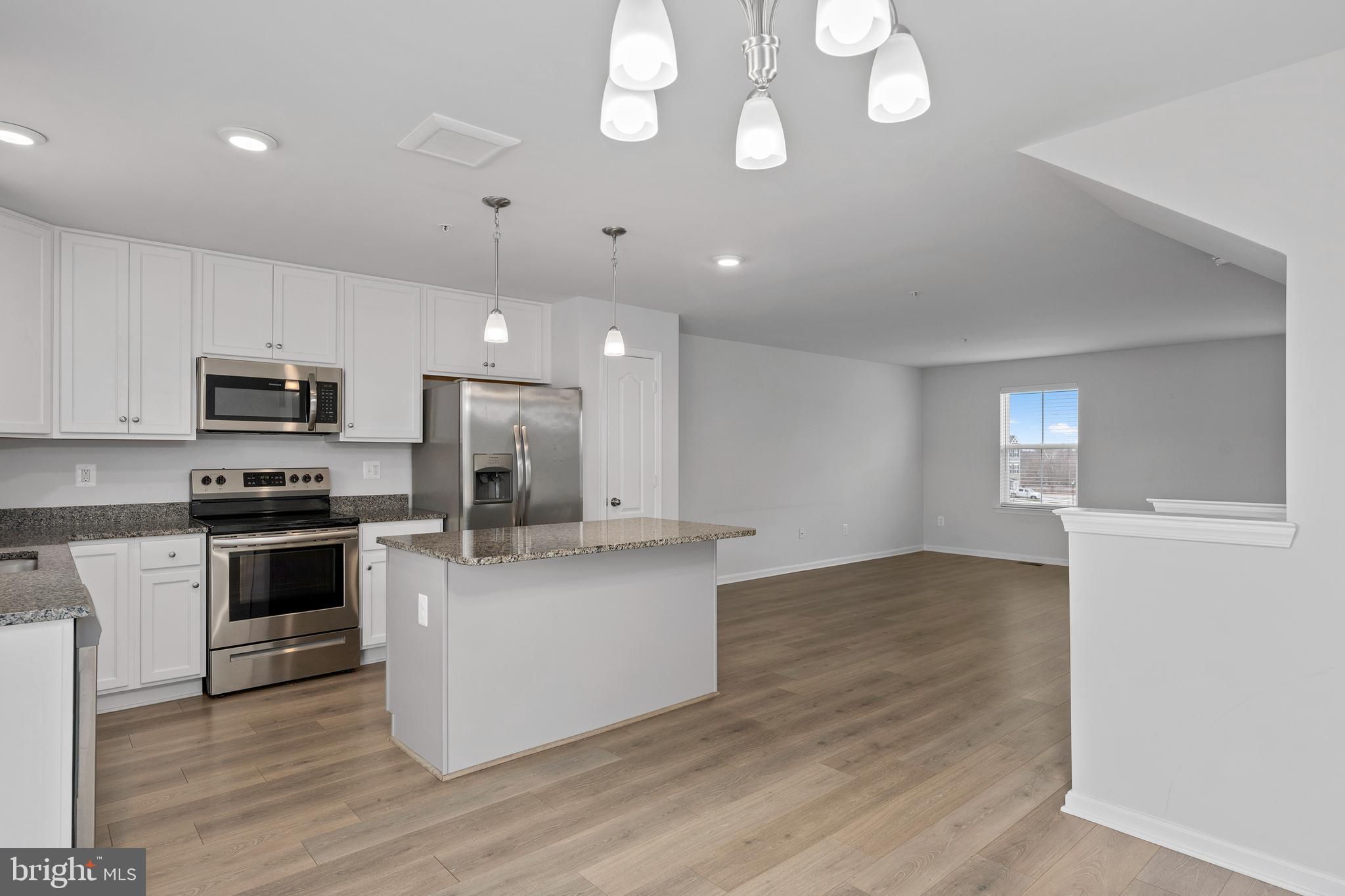 MEADE'S CROSSING - Residential