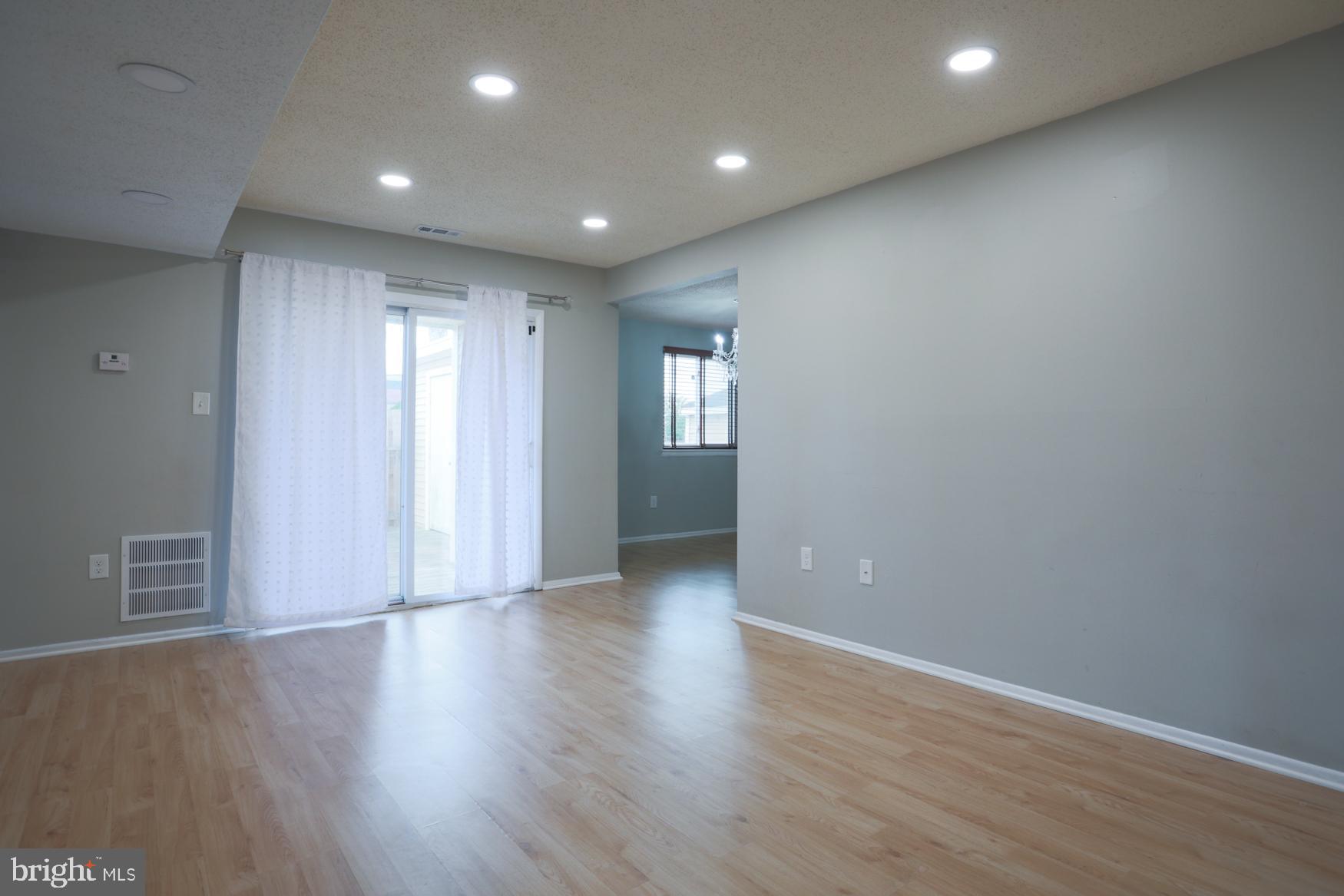 COUNTRYSIDE - Residential Lease