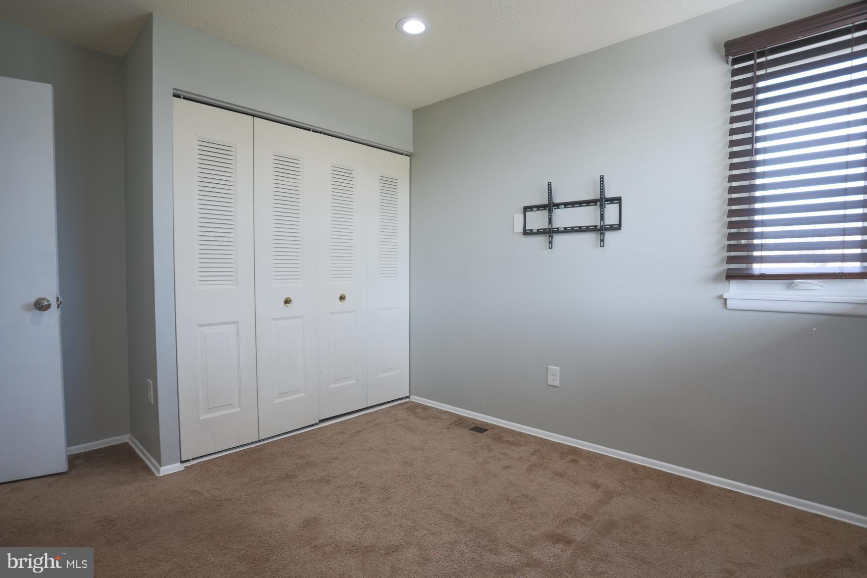 COUNTRYSIDE - Residential Lease