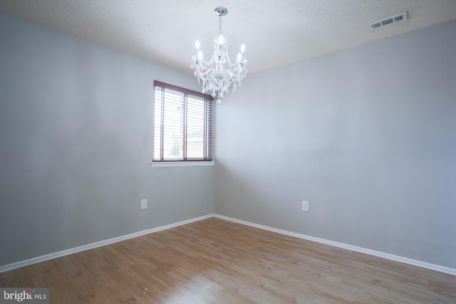 COUNTRYSIDE - Residential Lease