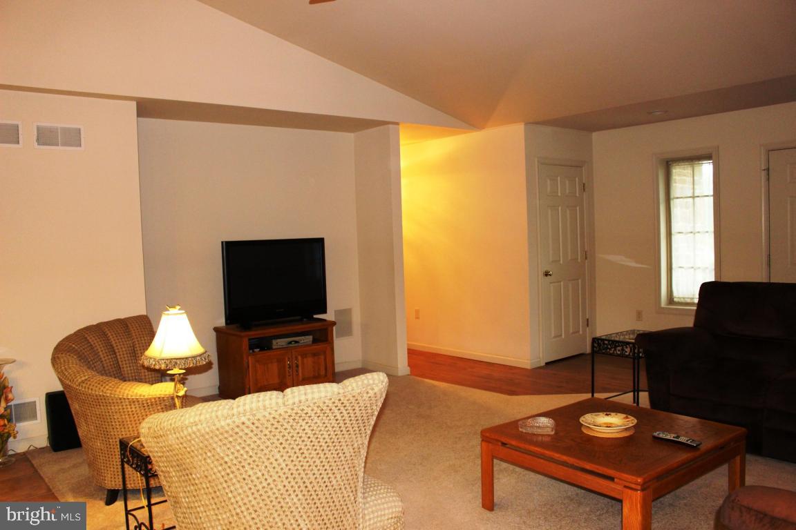 THE MEADOWS - Residential
