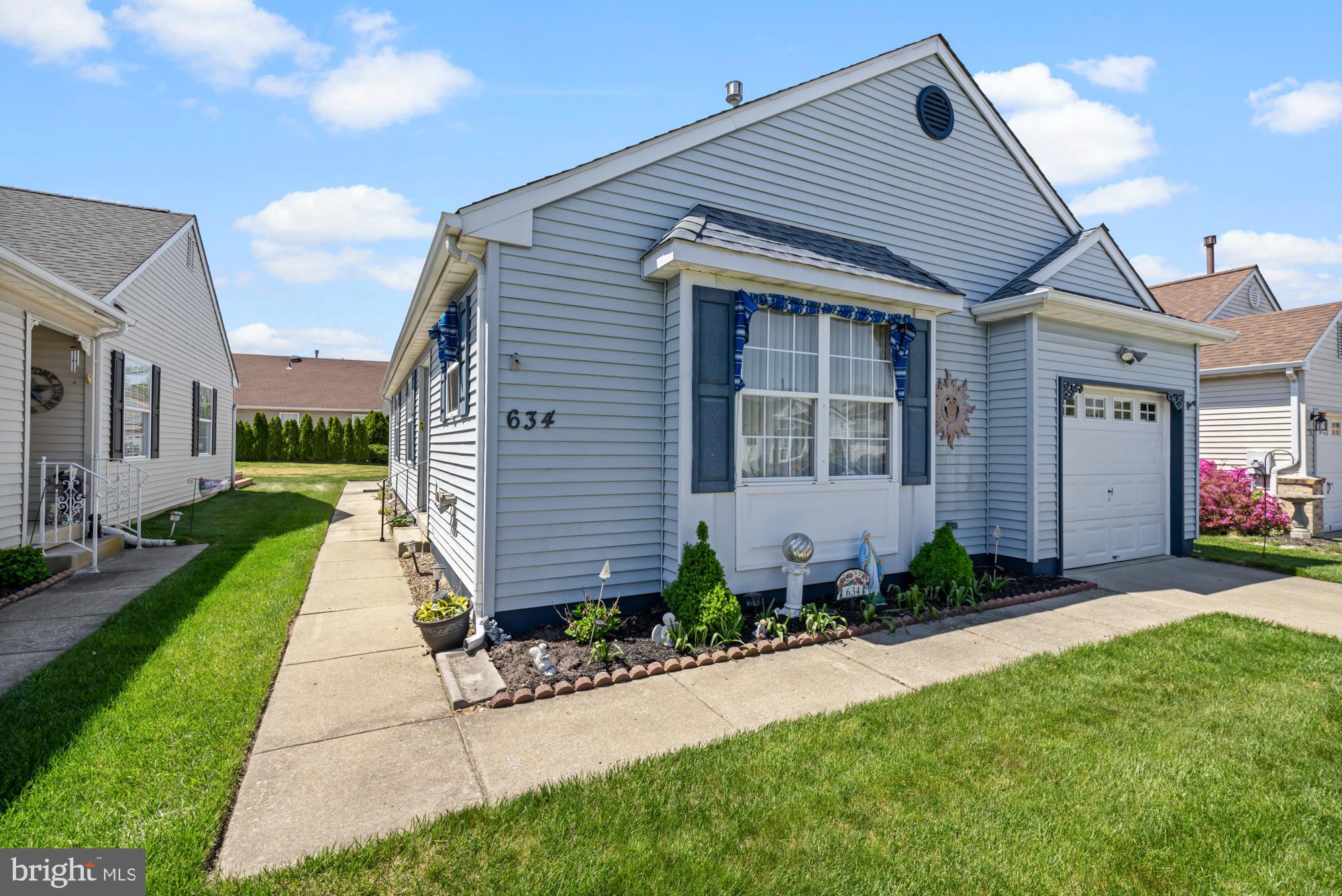 634 BARBADOS DRIVE