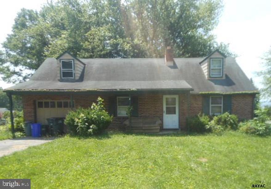 Bring your decorating ideas, elbow grease, & move right in. Over 1,500 SqFt. 3 BdRm, 1.5 Ba, Fireplace, FamRm, Garage, & more. Buyer pays all transfer costs. Sold As-Is. Seller will do no repairs. No commission paid to purchaser who is real estate licensee/relative of licensee. All closings subject to recording of Foreclosure Deed. Equal Housing Opportunity.
