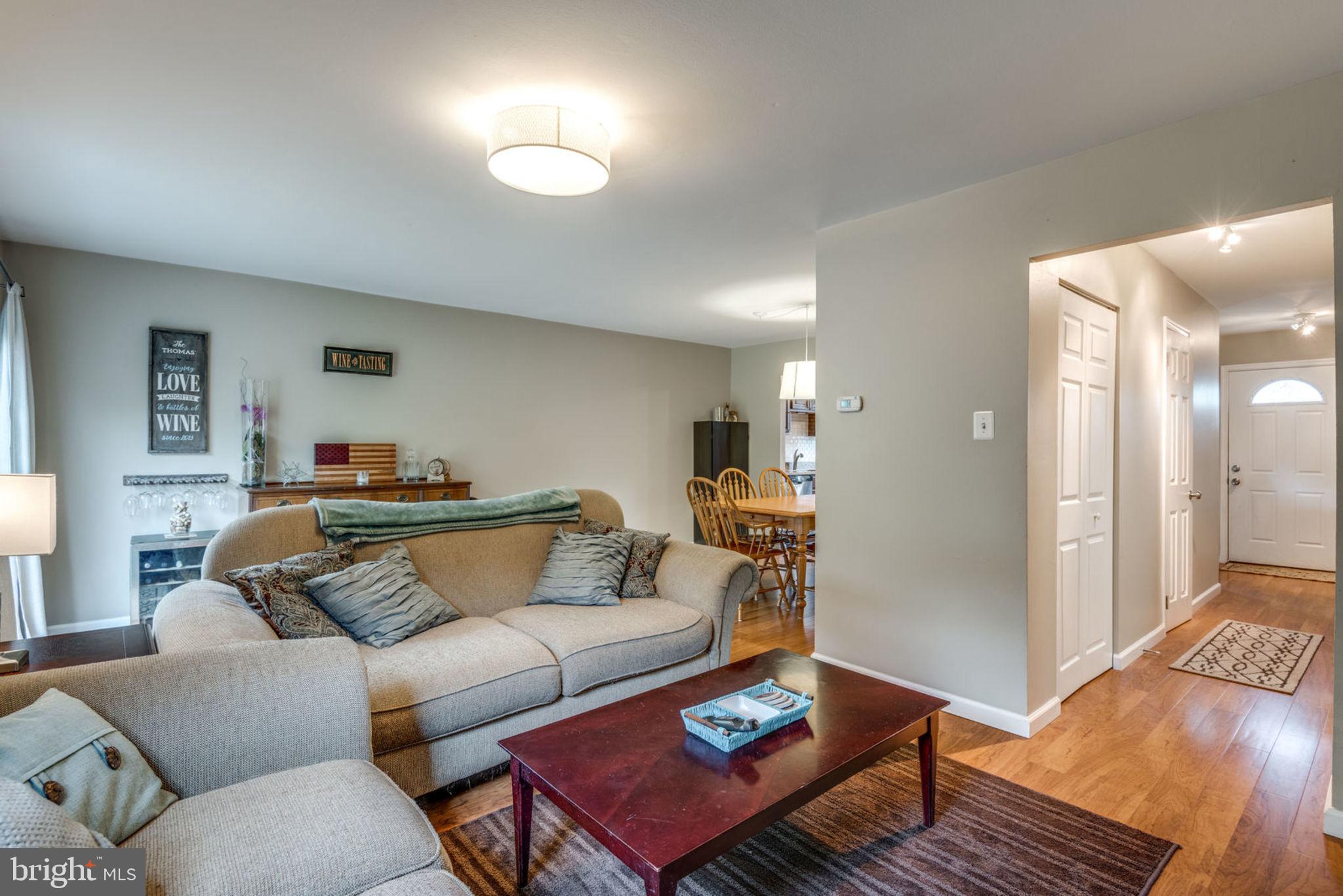 LOUDOUN HILLS - Residential