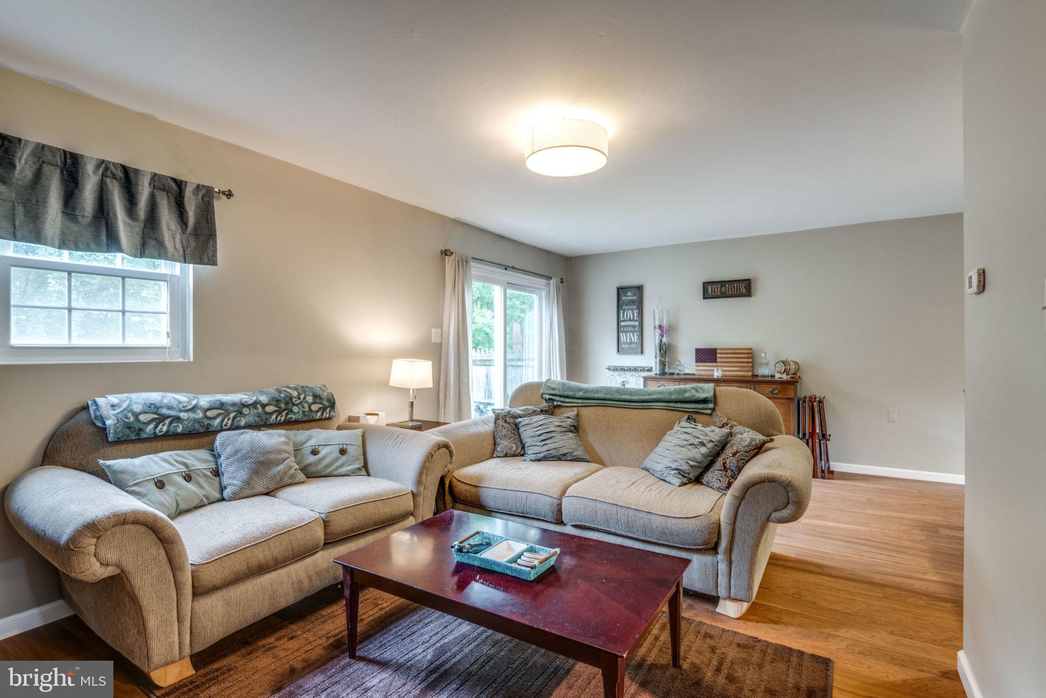 LOUDOUN HILLS - Residential