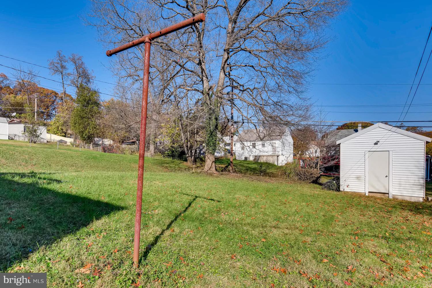 BROAD ACRES - Residential