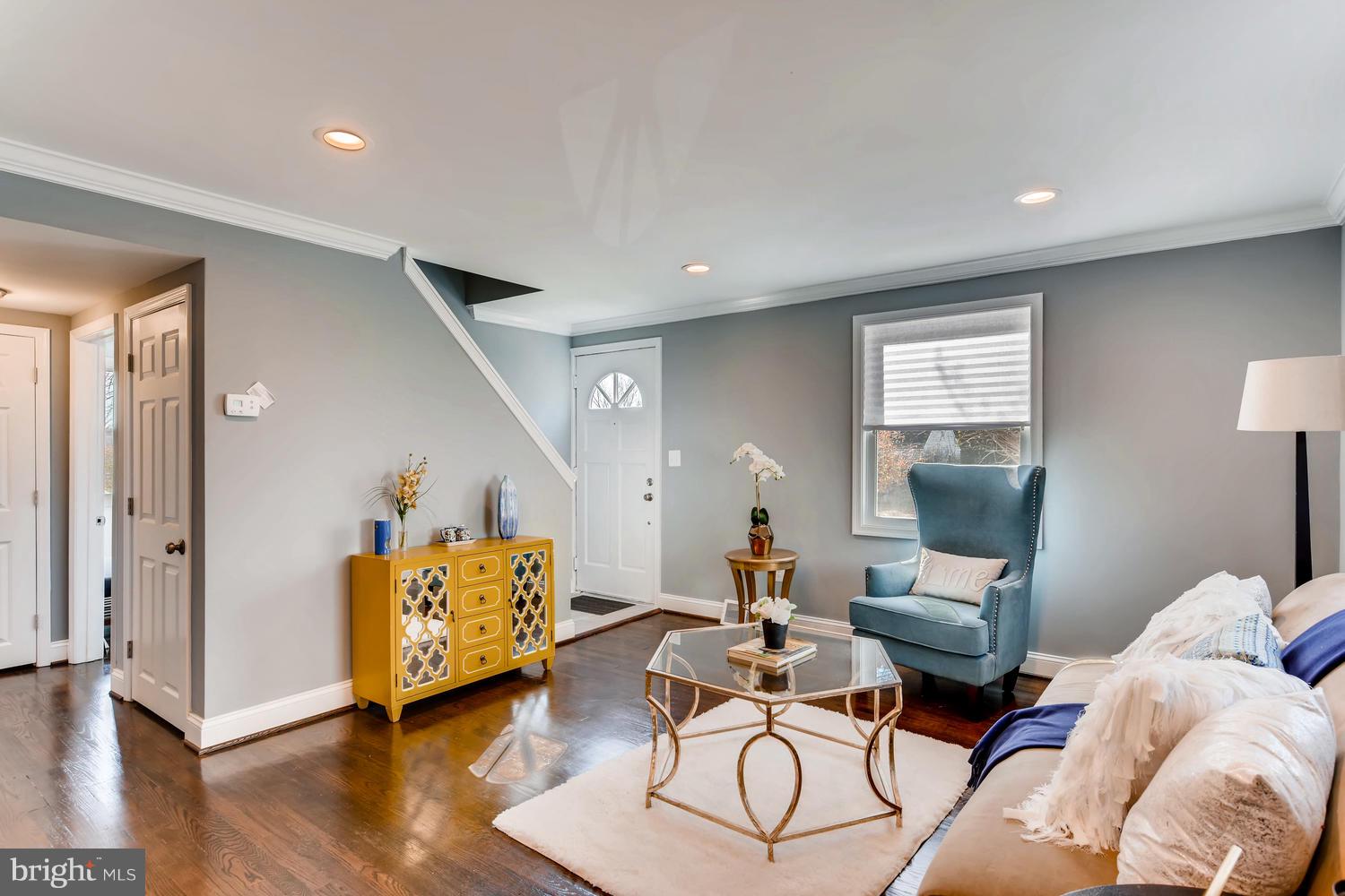 BROAD ACRES - Residential