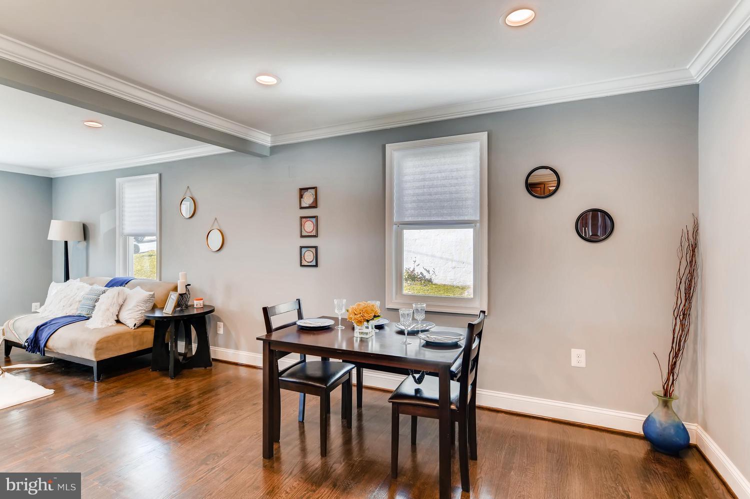 BROAD ACRES - Residential