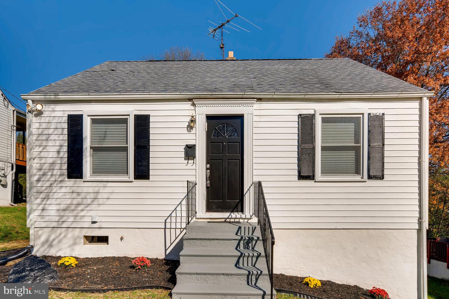 BROAD ACRES - Residential