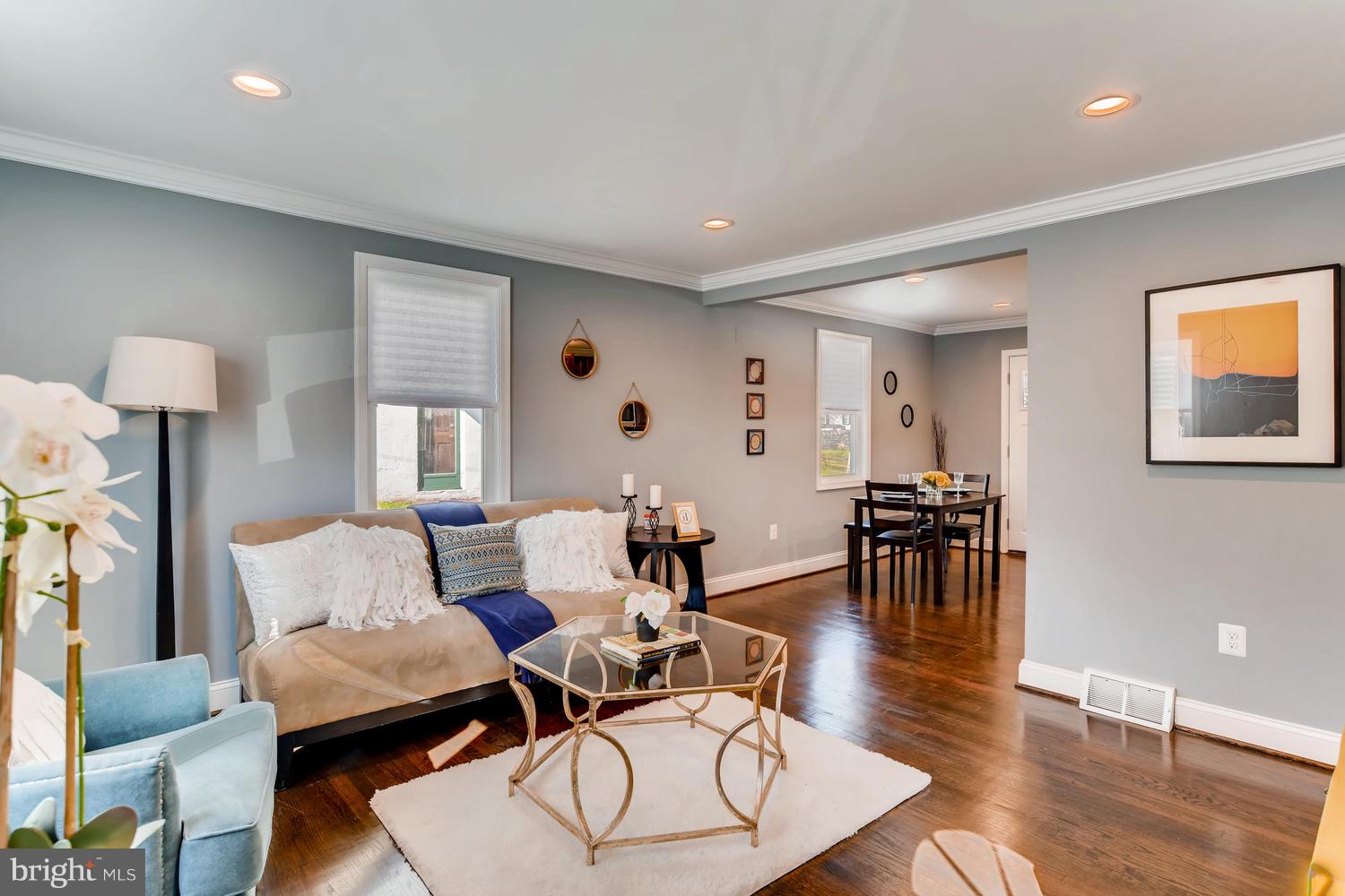 BROAD ACRES - Residential