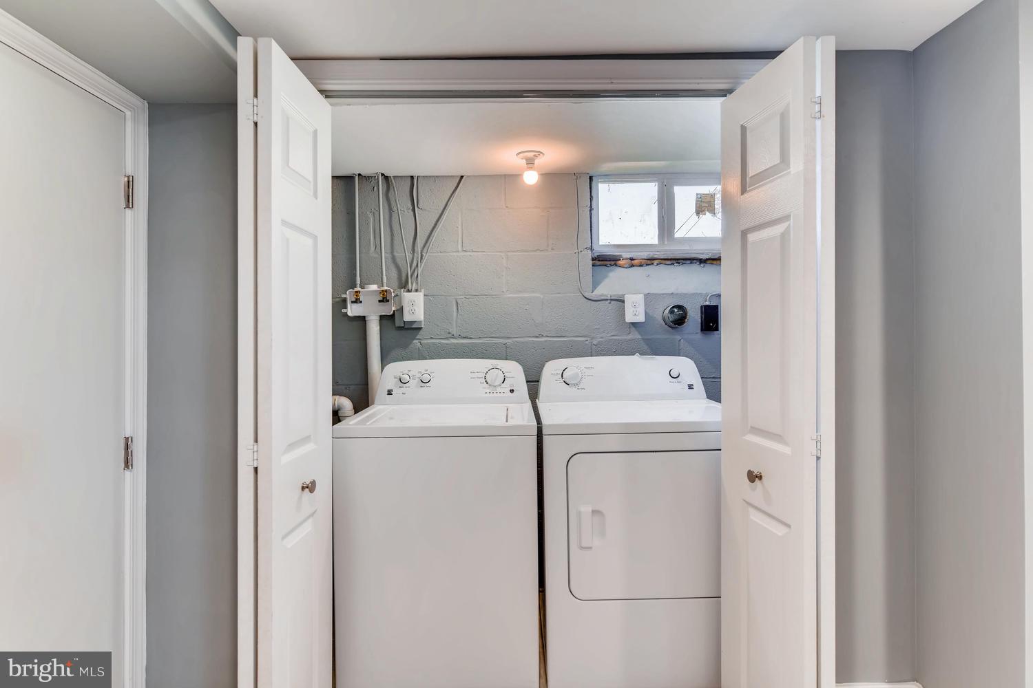 BROAD ACRES - Residential