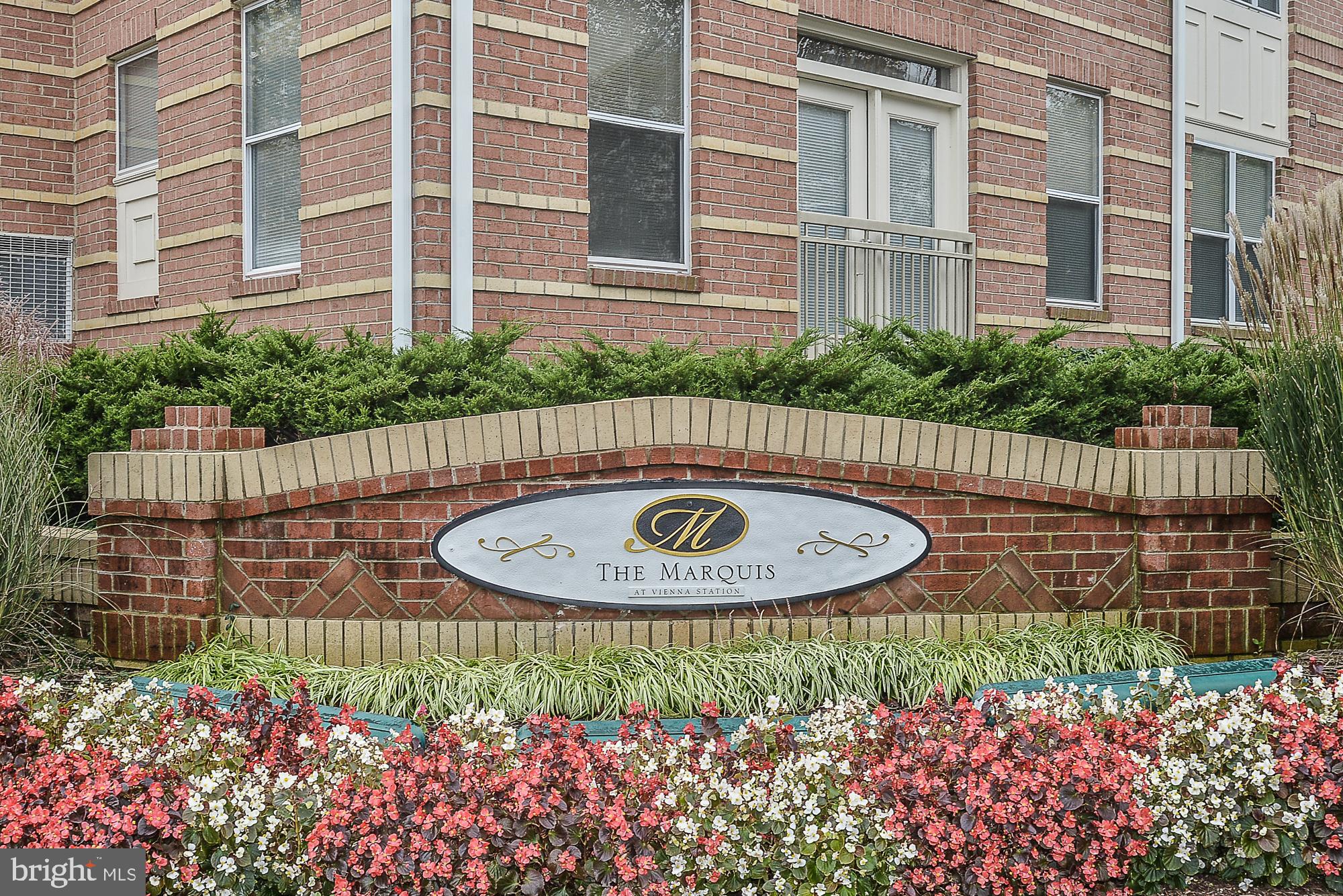 MARQUIS AT VIENNA STATION - Residential