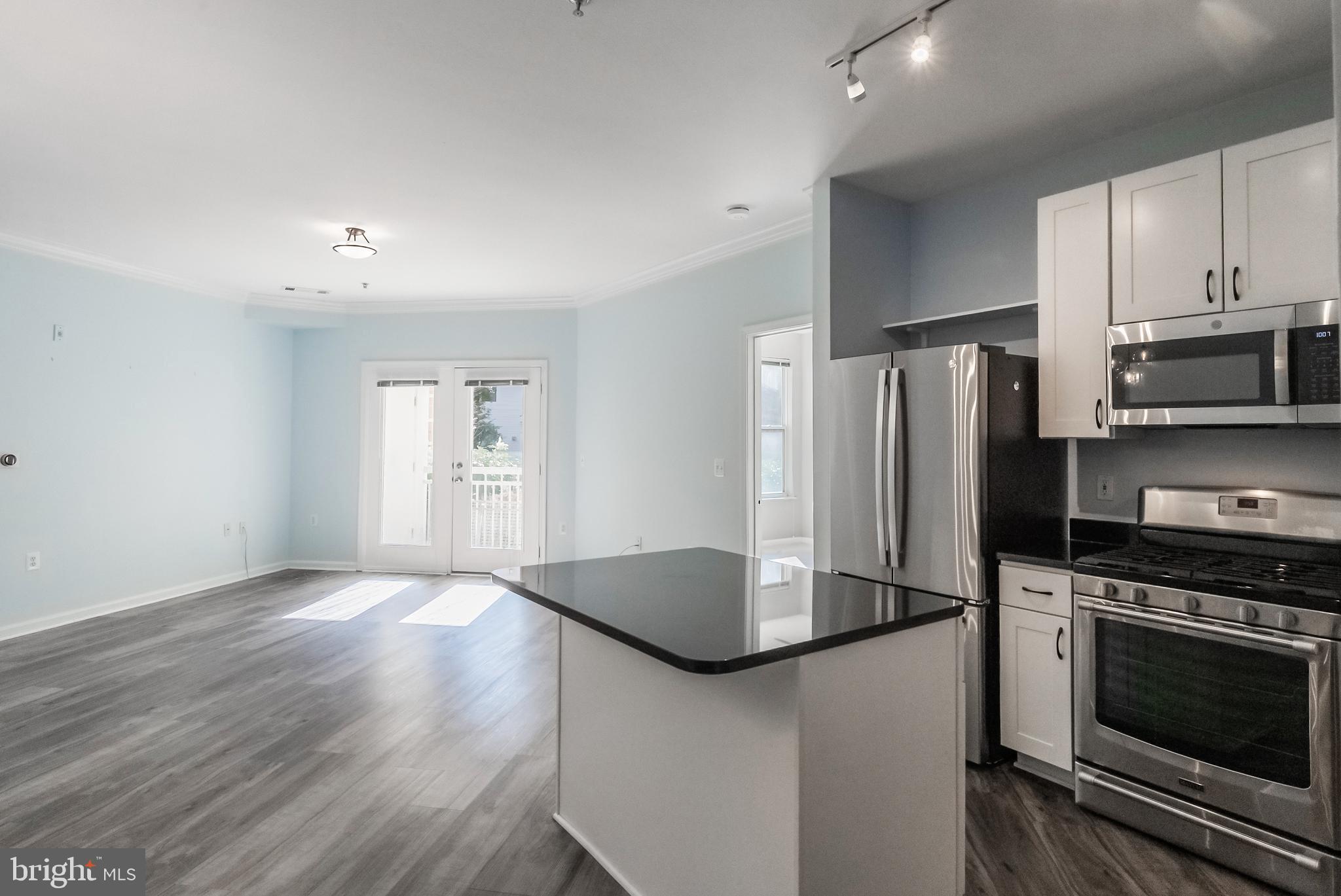 MARQUIS AT VIENNA STATION - Residential