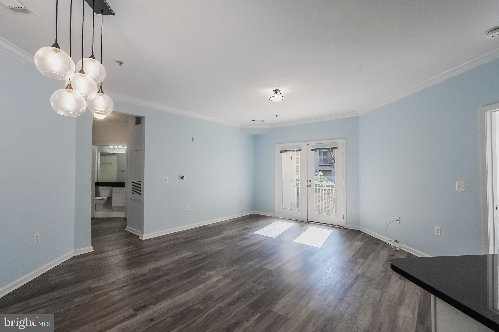 MARQUIS AT VIENNA STATION - Residential