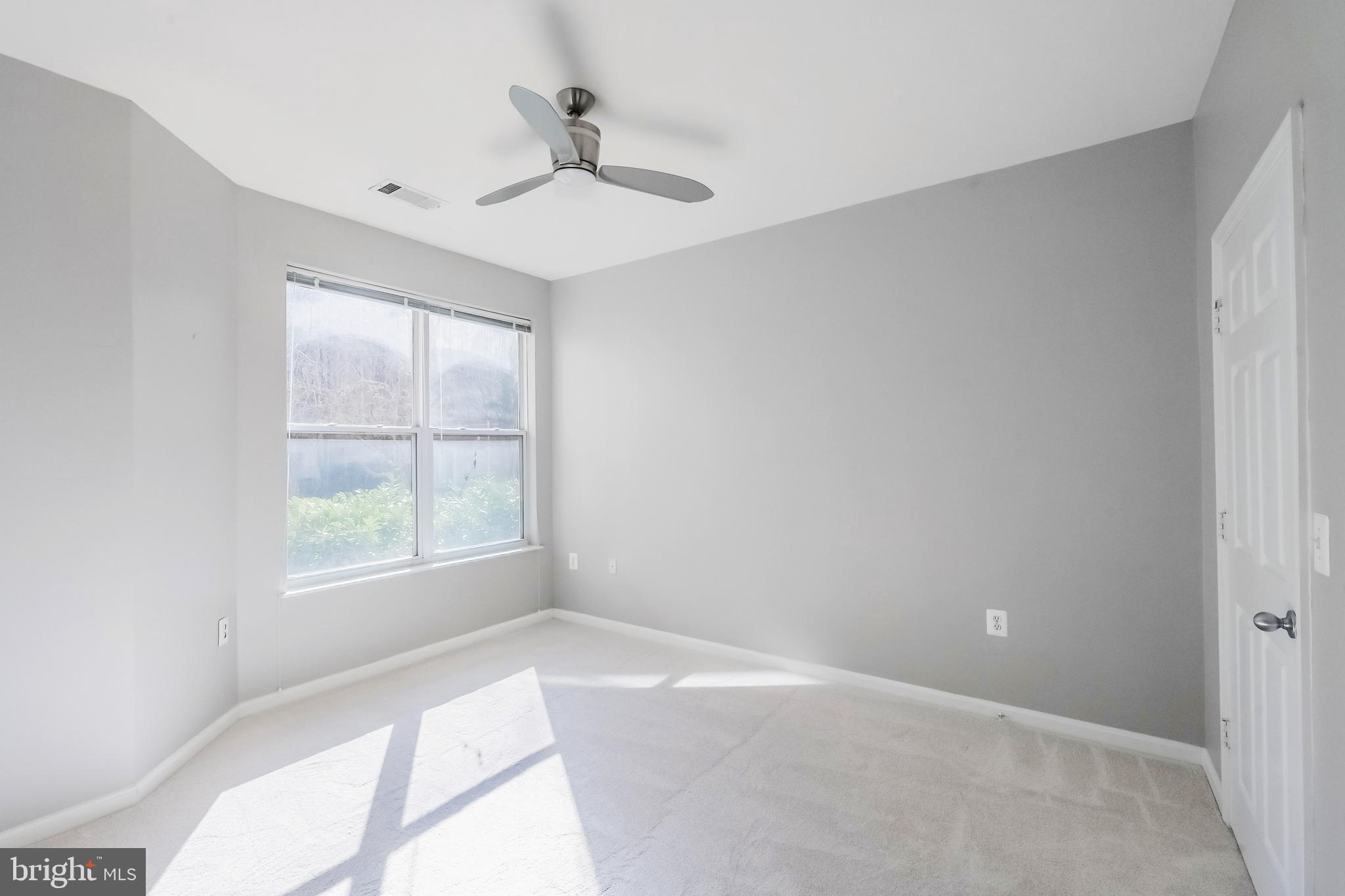 MARQUIS AT VIENNA STATION - Residential